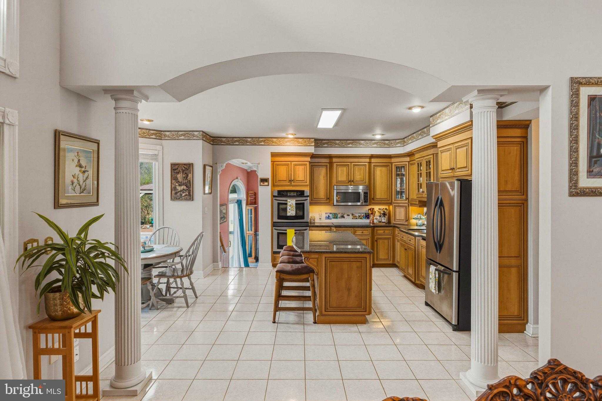 485 Beall Ave photo 18