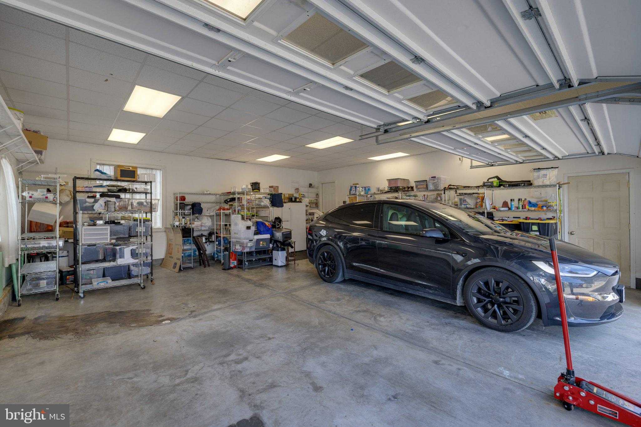 485 Beall Ave photo 64