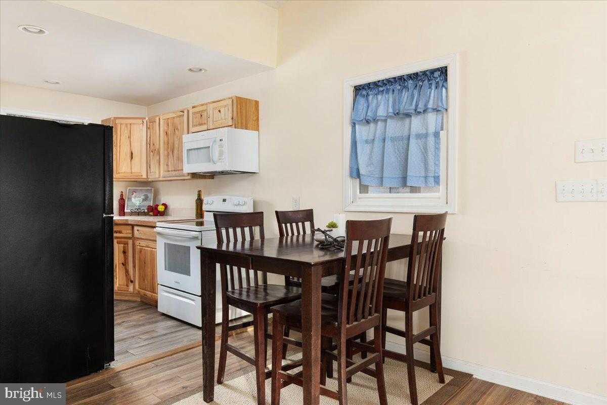 179 Persimmon Tree Ln photo 9