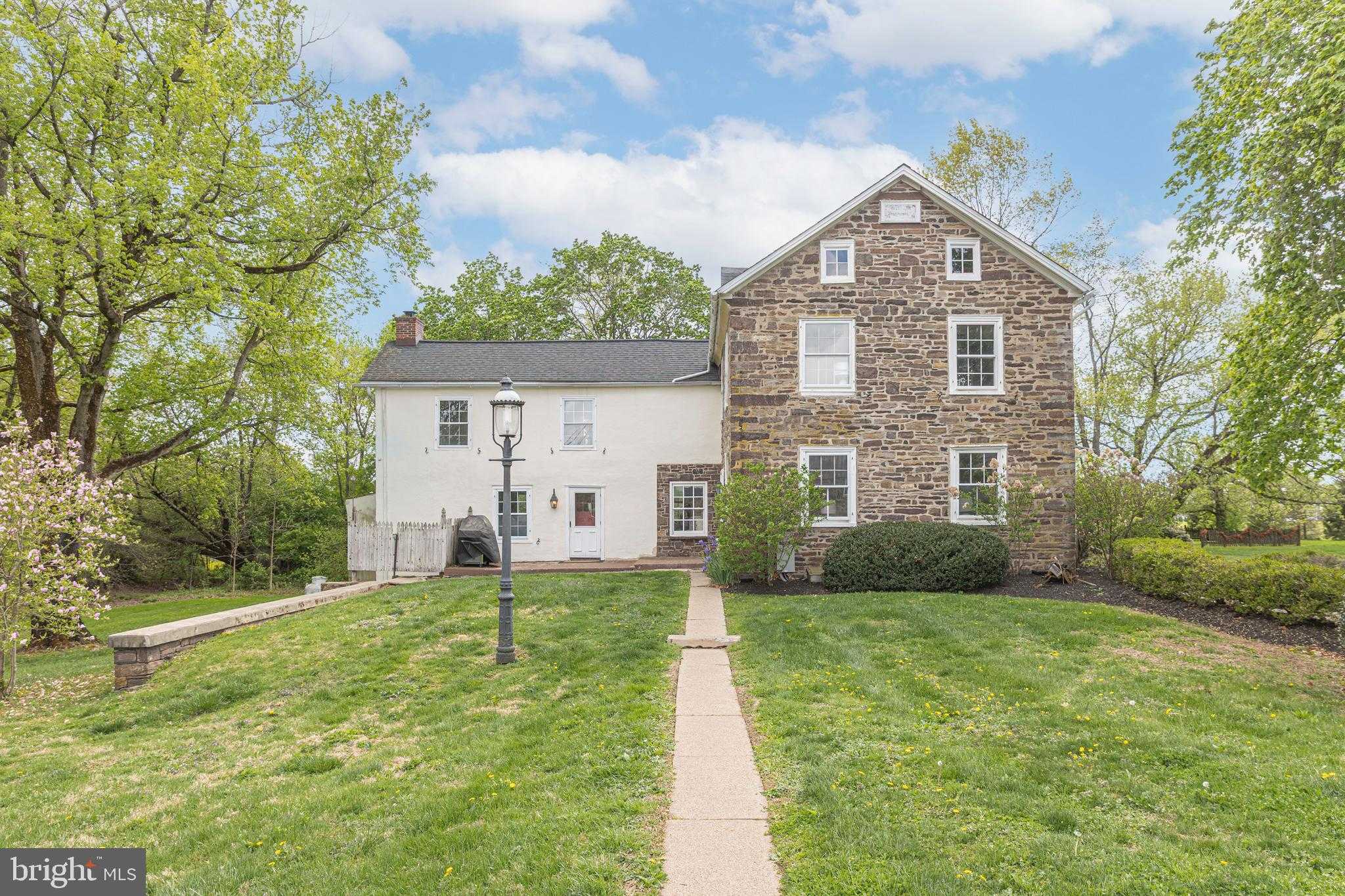 718 Telegraph Rd photo 44