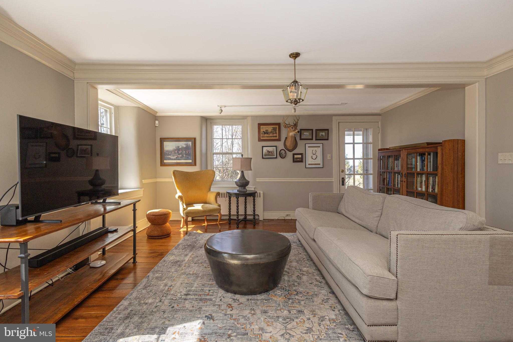 718 Telegraph Rd photo 8