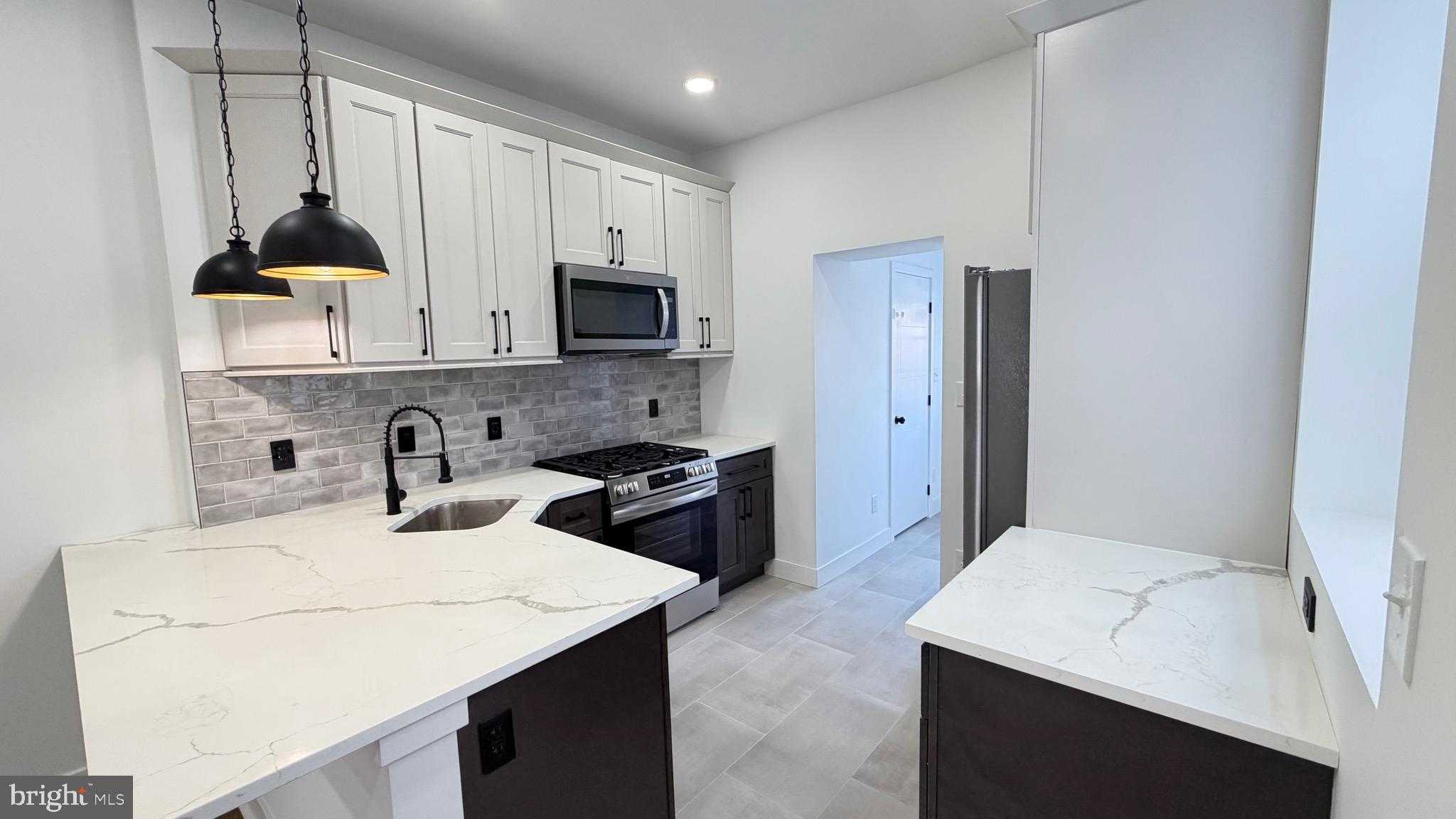 5141 Walton Ave photo 49