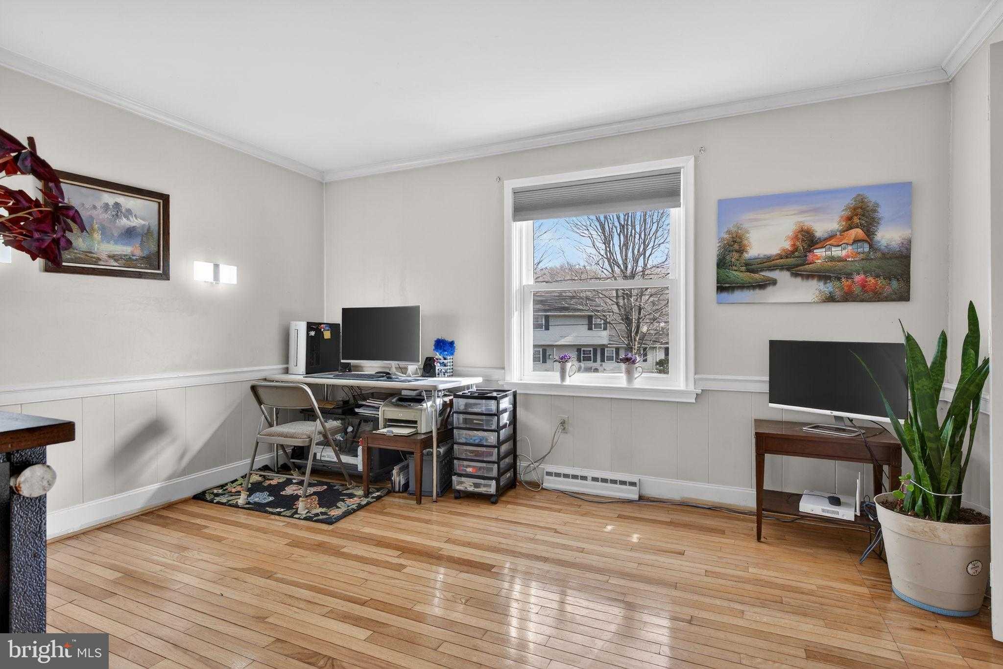 70 Waverly Ave photo 14