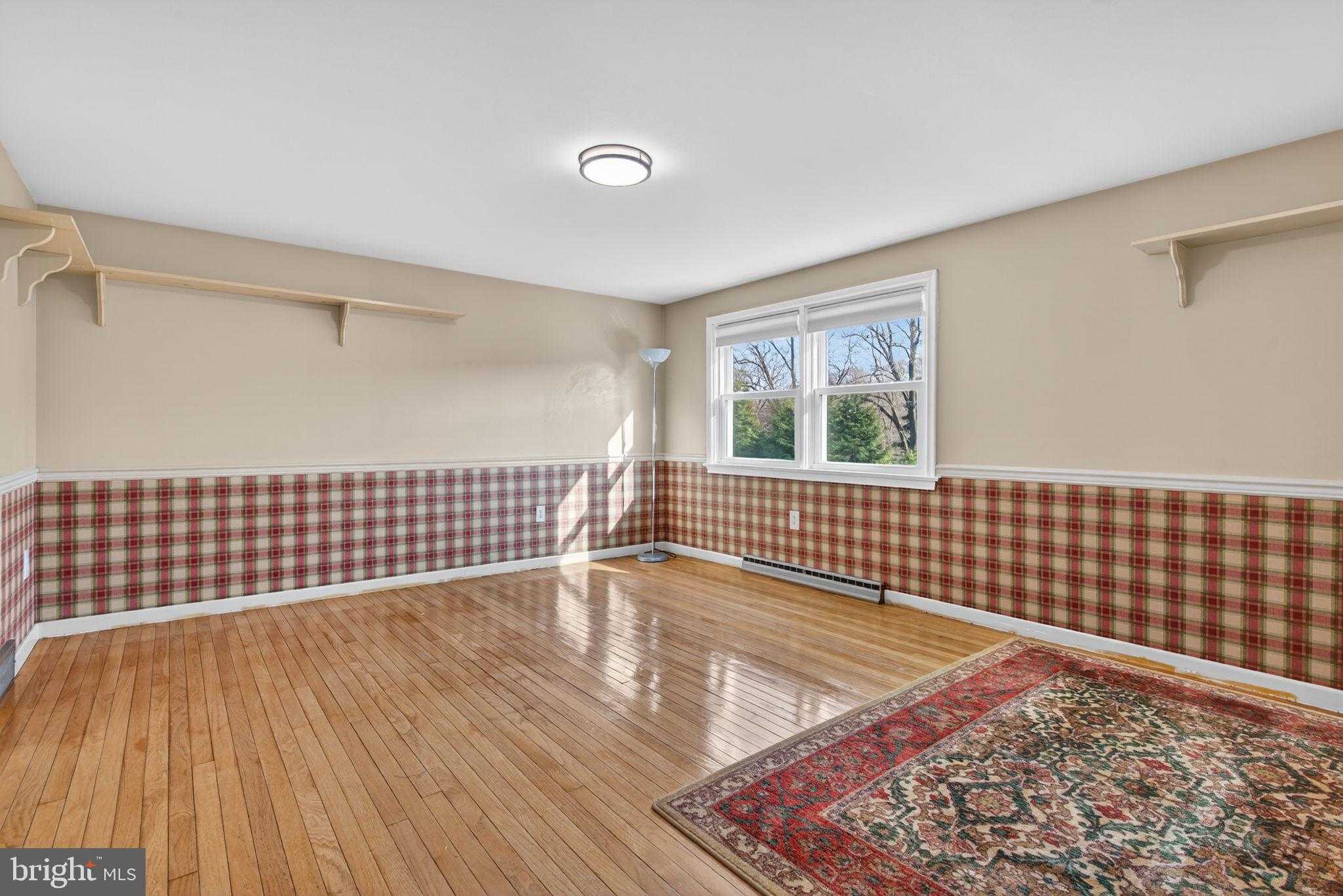 70 Waverly Ave photo 20