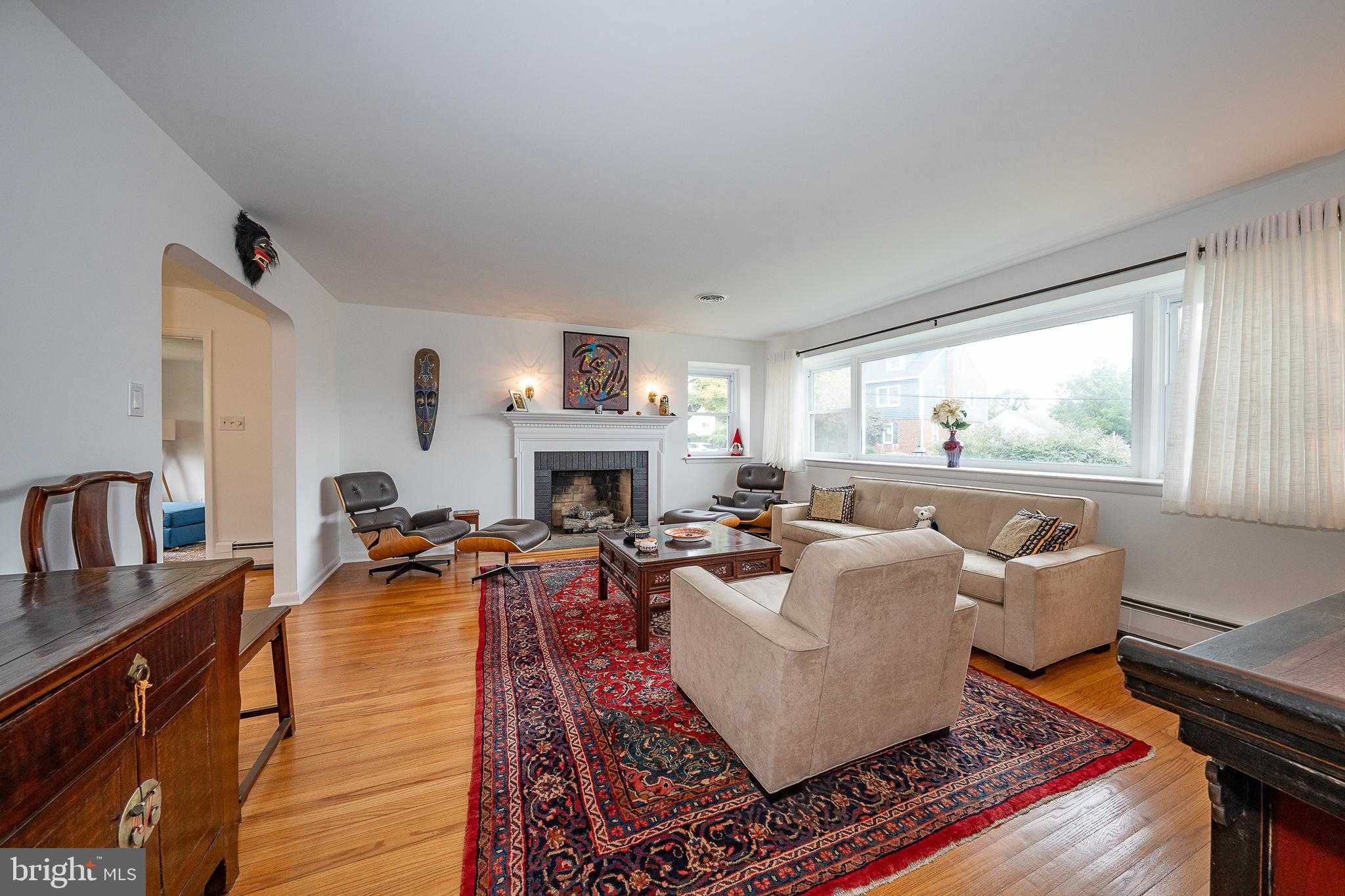 180 School St photo 2