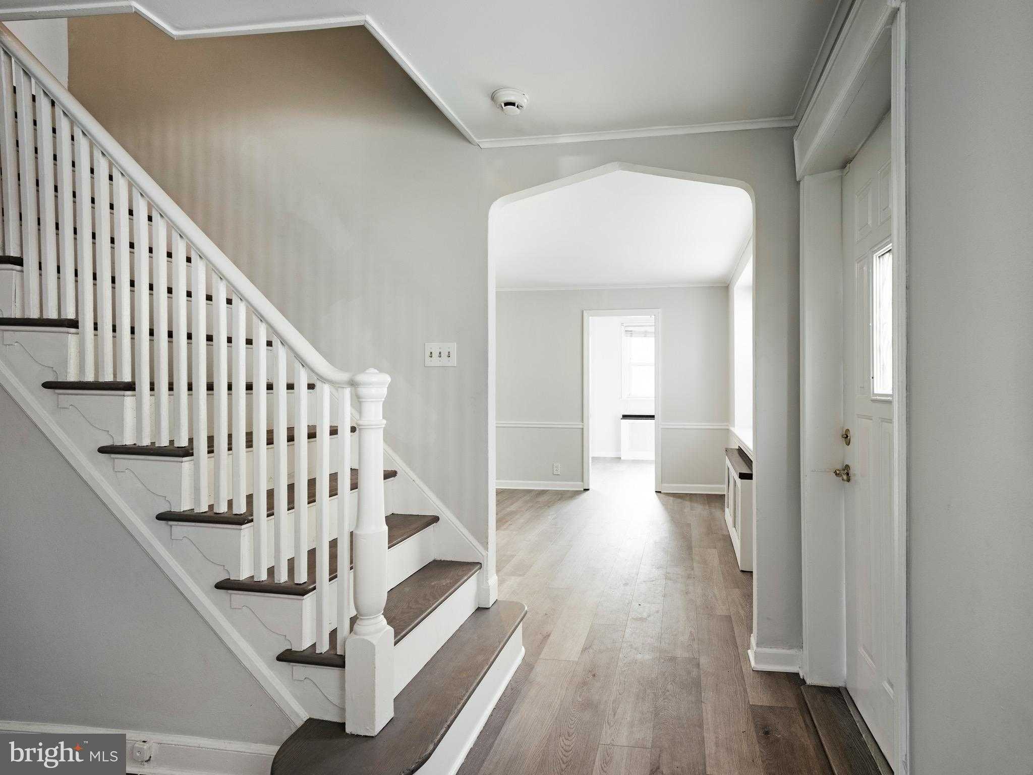 1200 Angora Dr photo 4