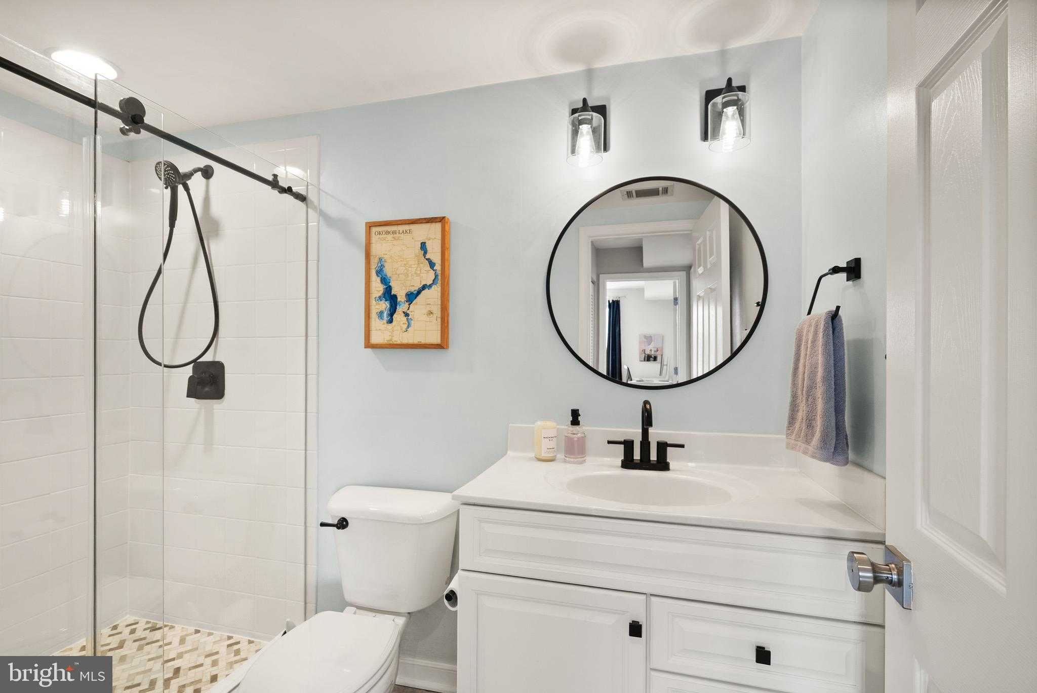 4065 S Four Mile Run Dr Unit 302 photo 32