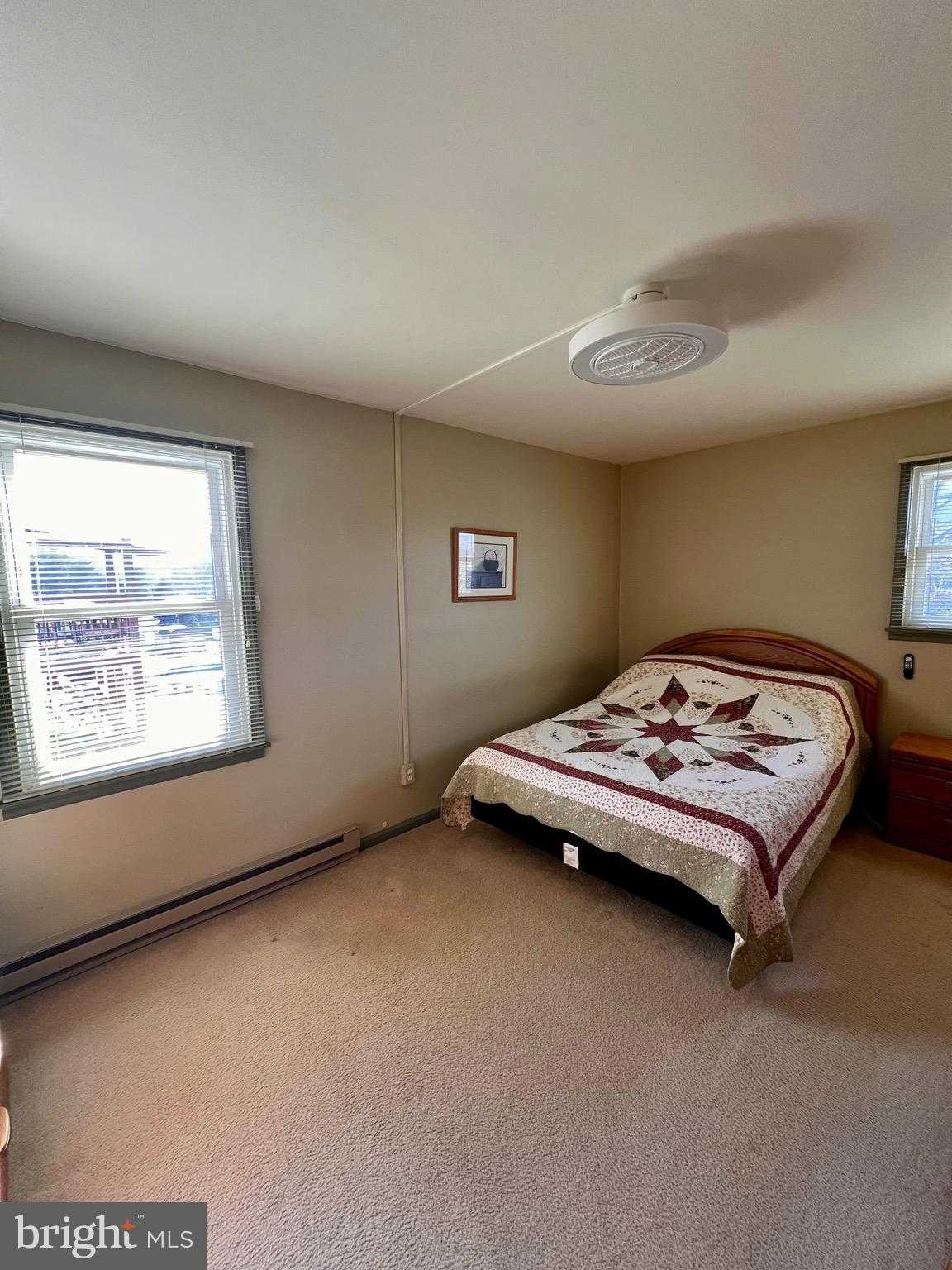 806 E Paoli St photo 16