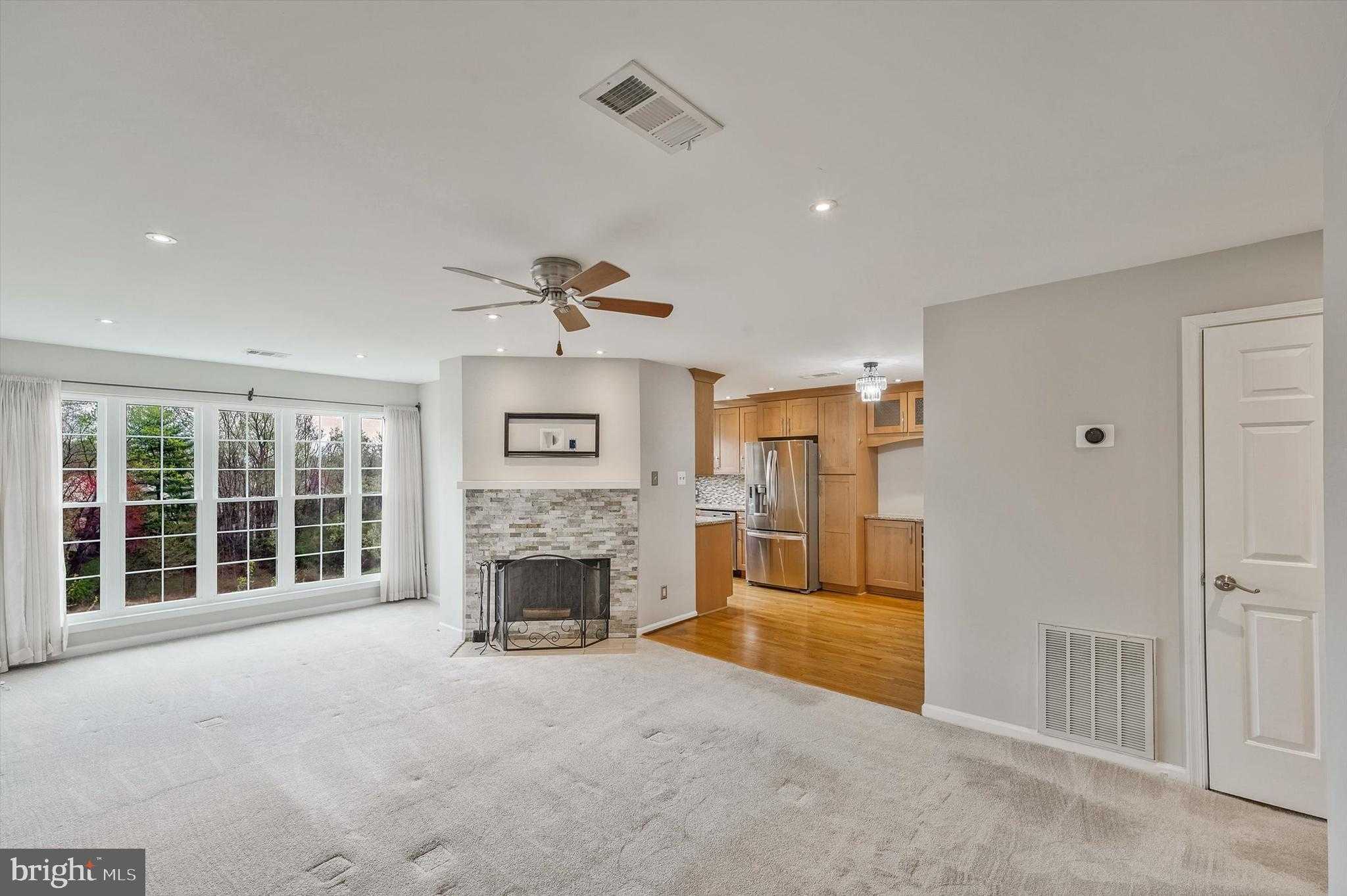 12101 Greenway Ct photo 9