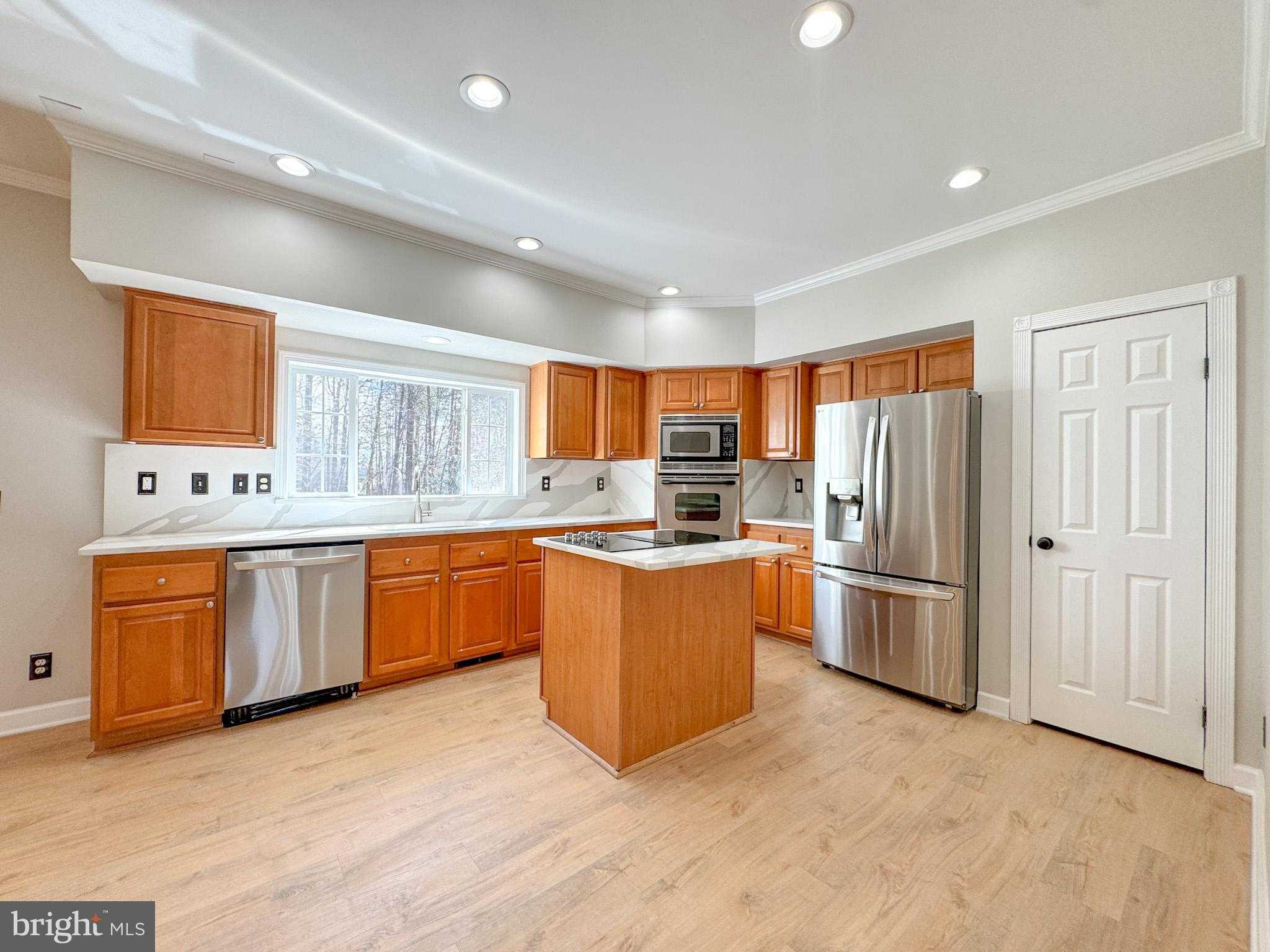 3631 Breaknock Rd photo 14