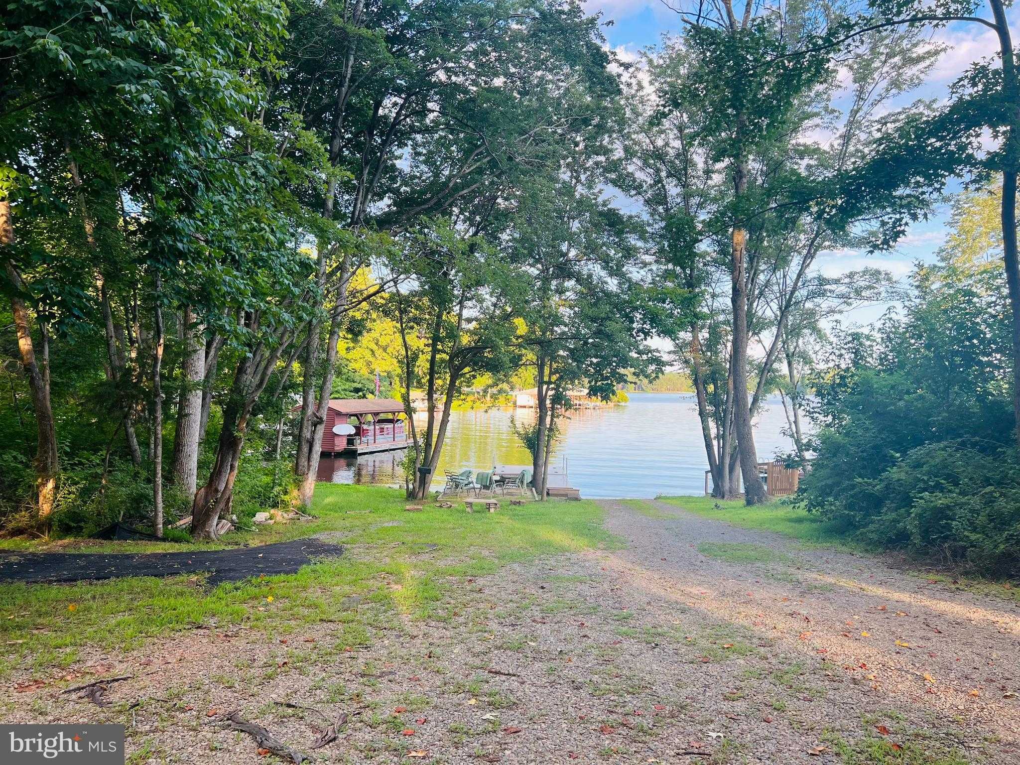 3631 Breaknock Rd photo 3