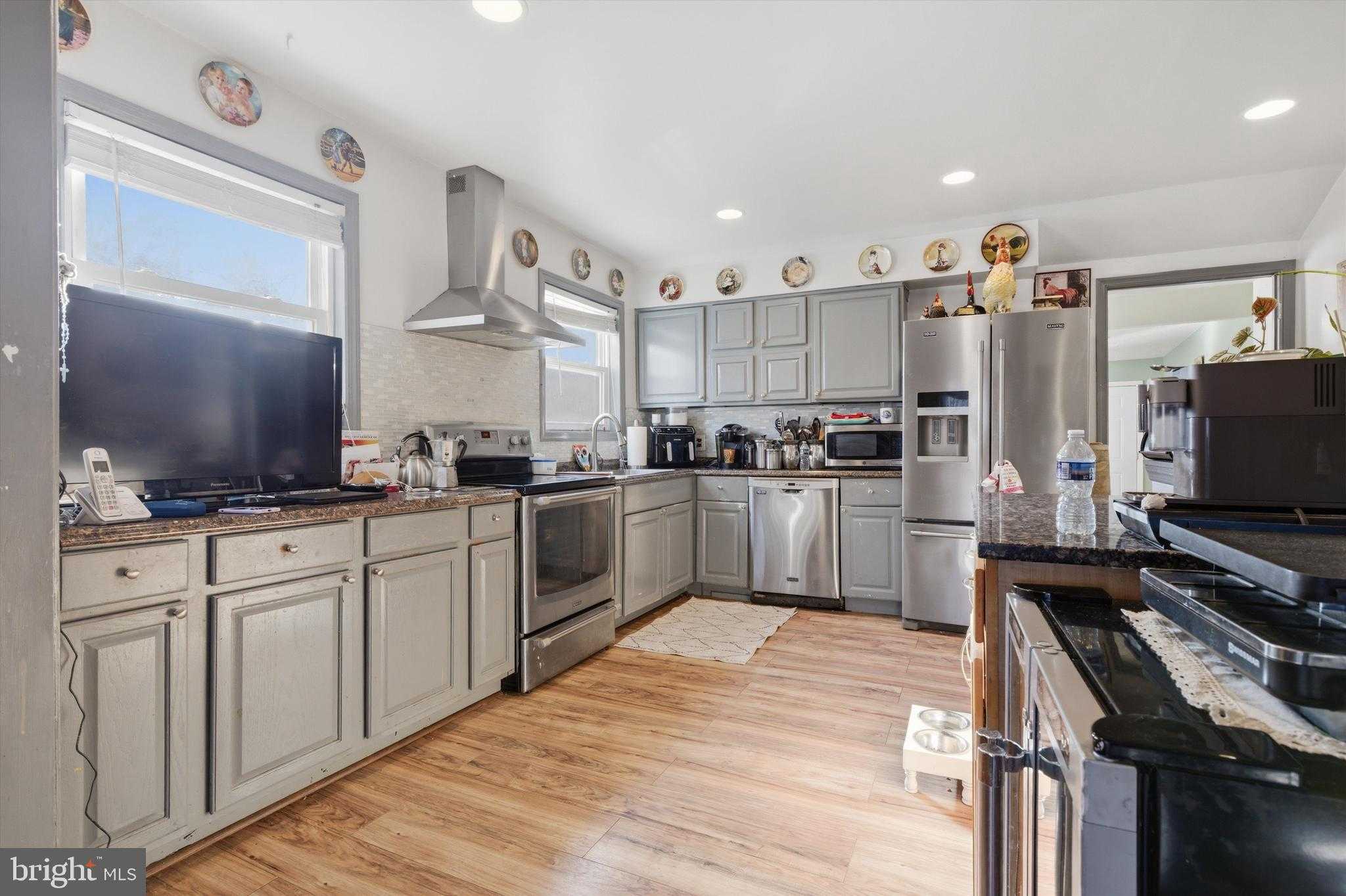 13006 Parkland Dr photo 7