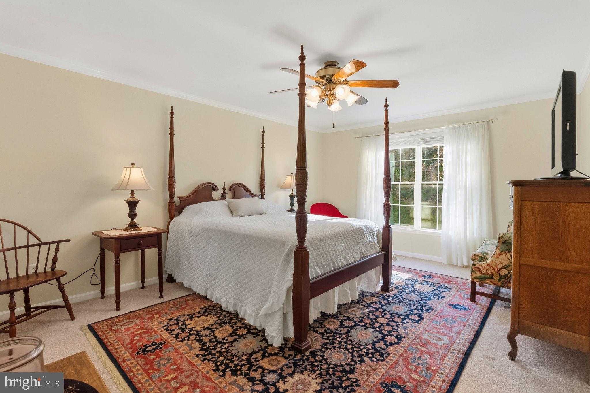 94 Green Ln photo 39