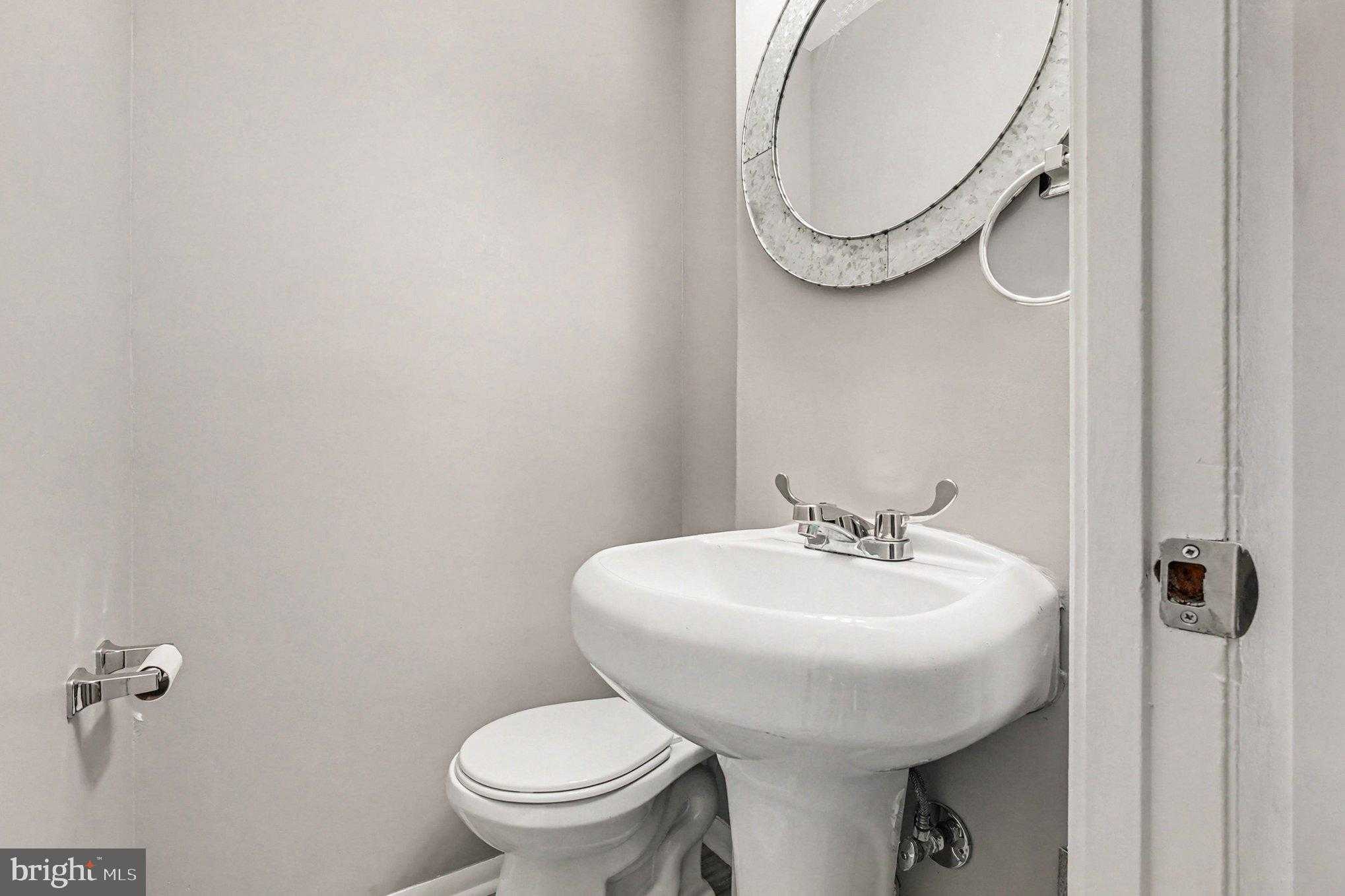 1857 Brookside Dr photo 4