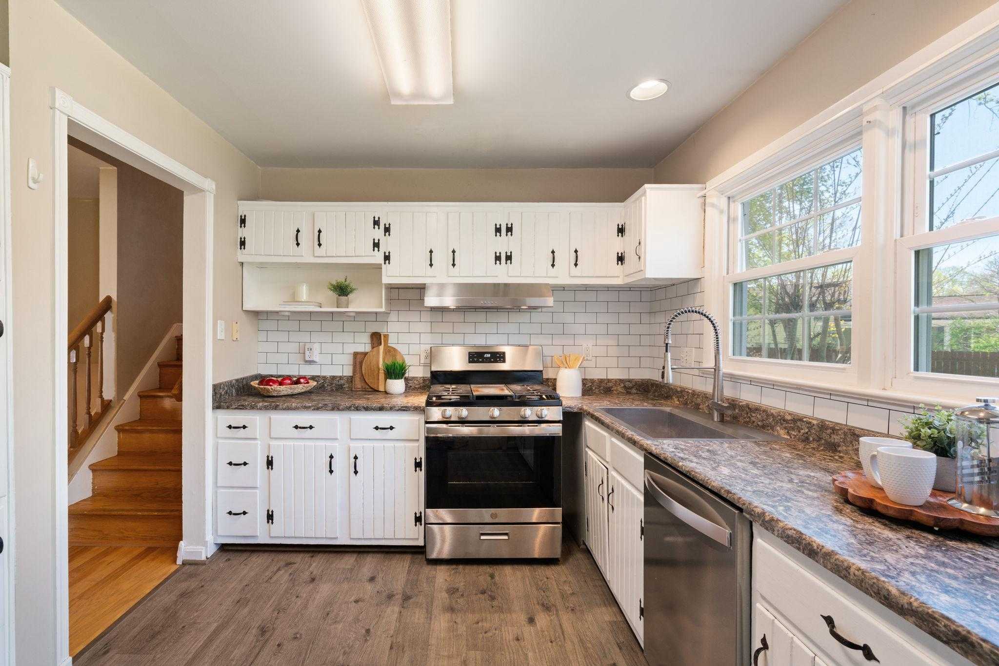 7600 Kingsbury Rd photo 7