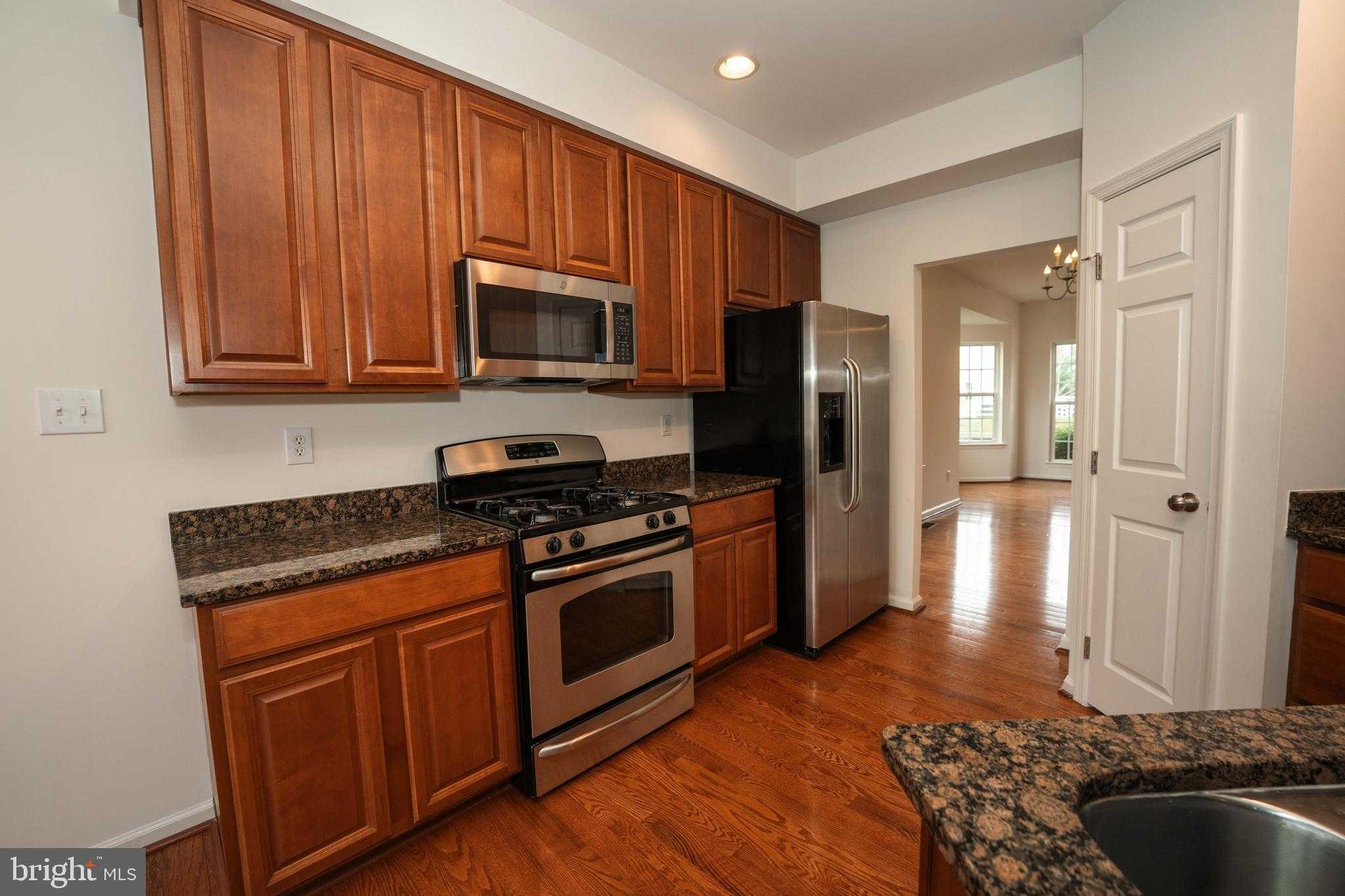 217 S Savanna Dr photo 10