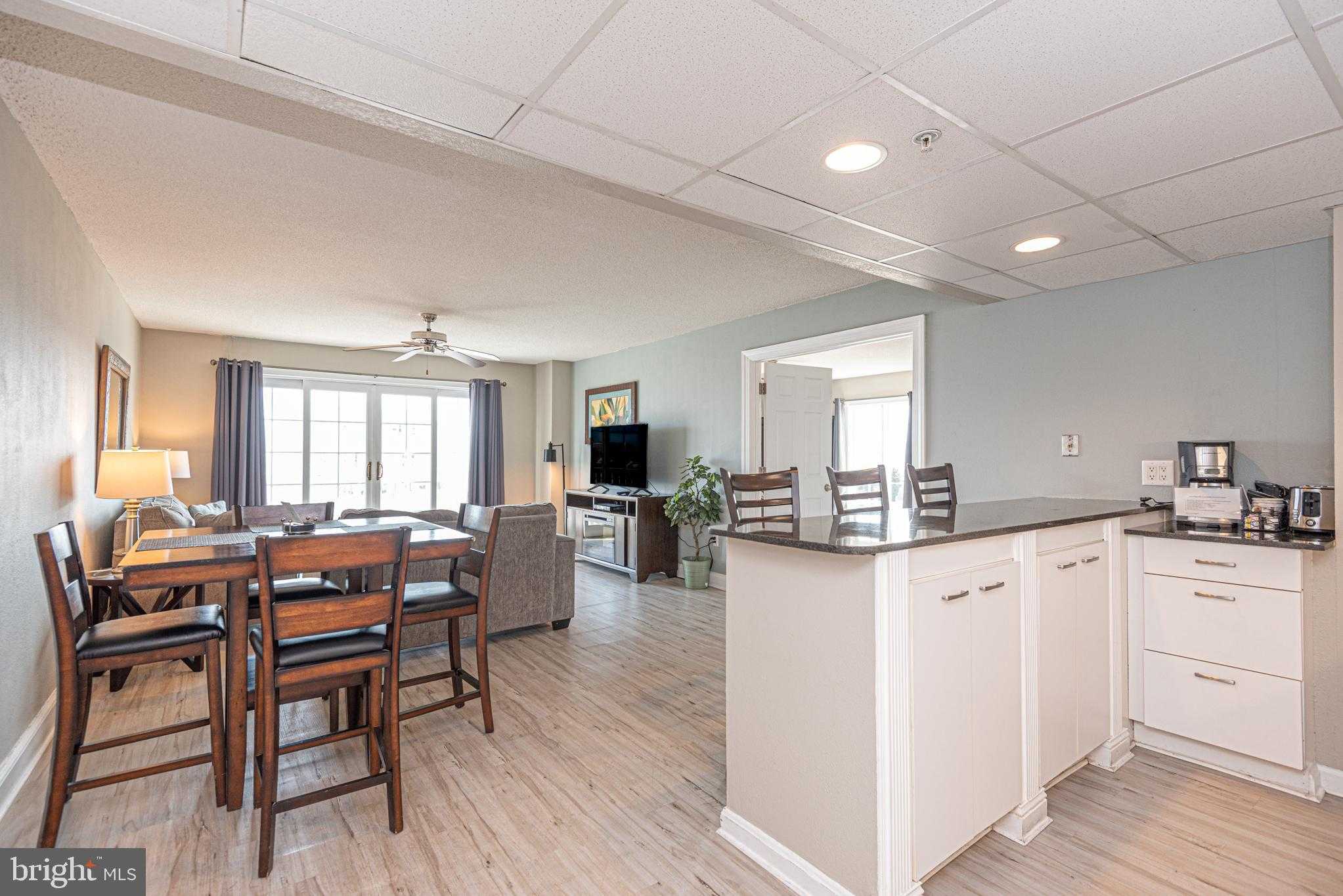 200 59th St photo 10