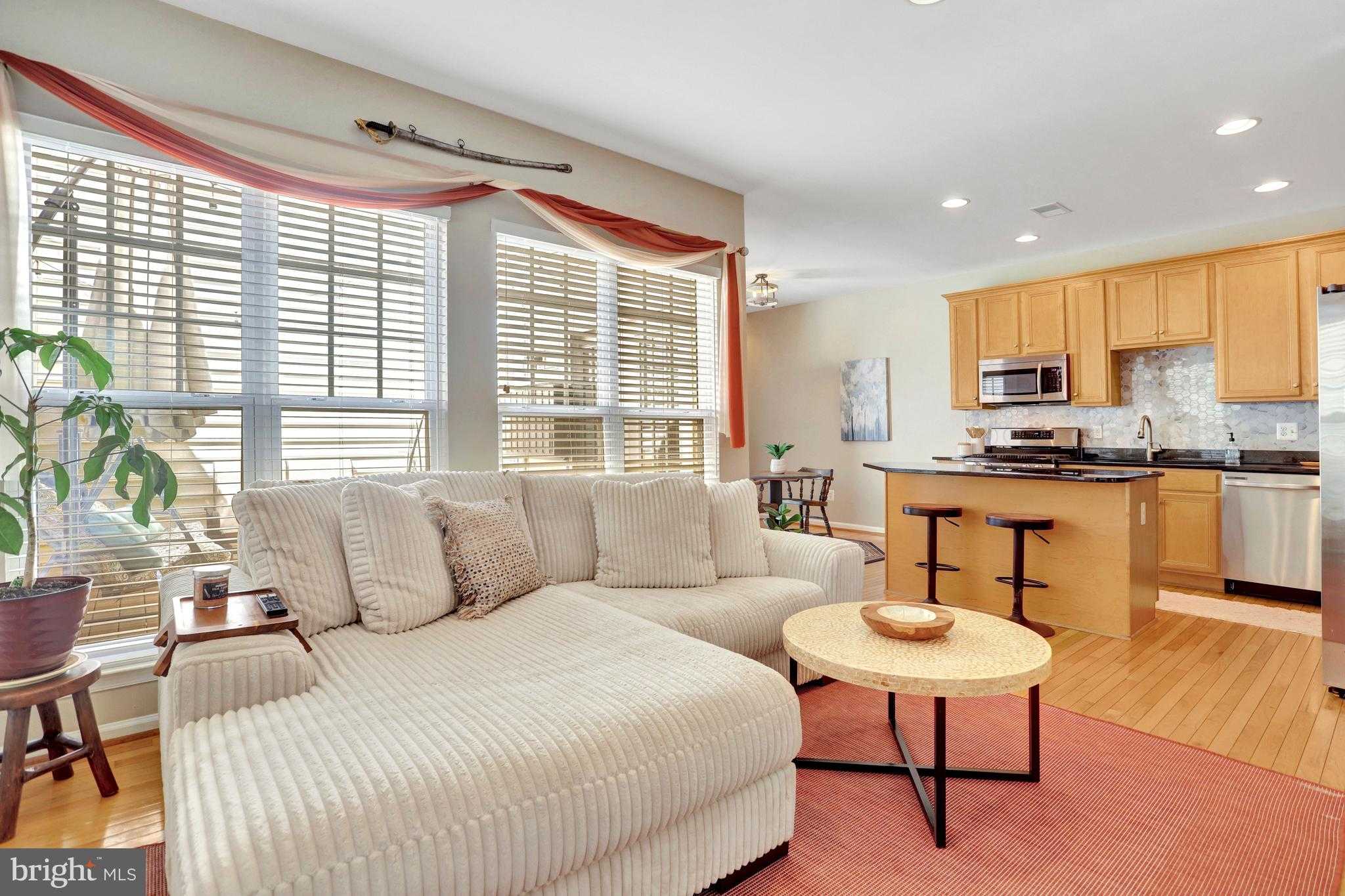 7768 Grandwind Dr photo 15