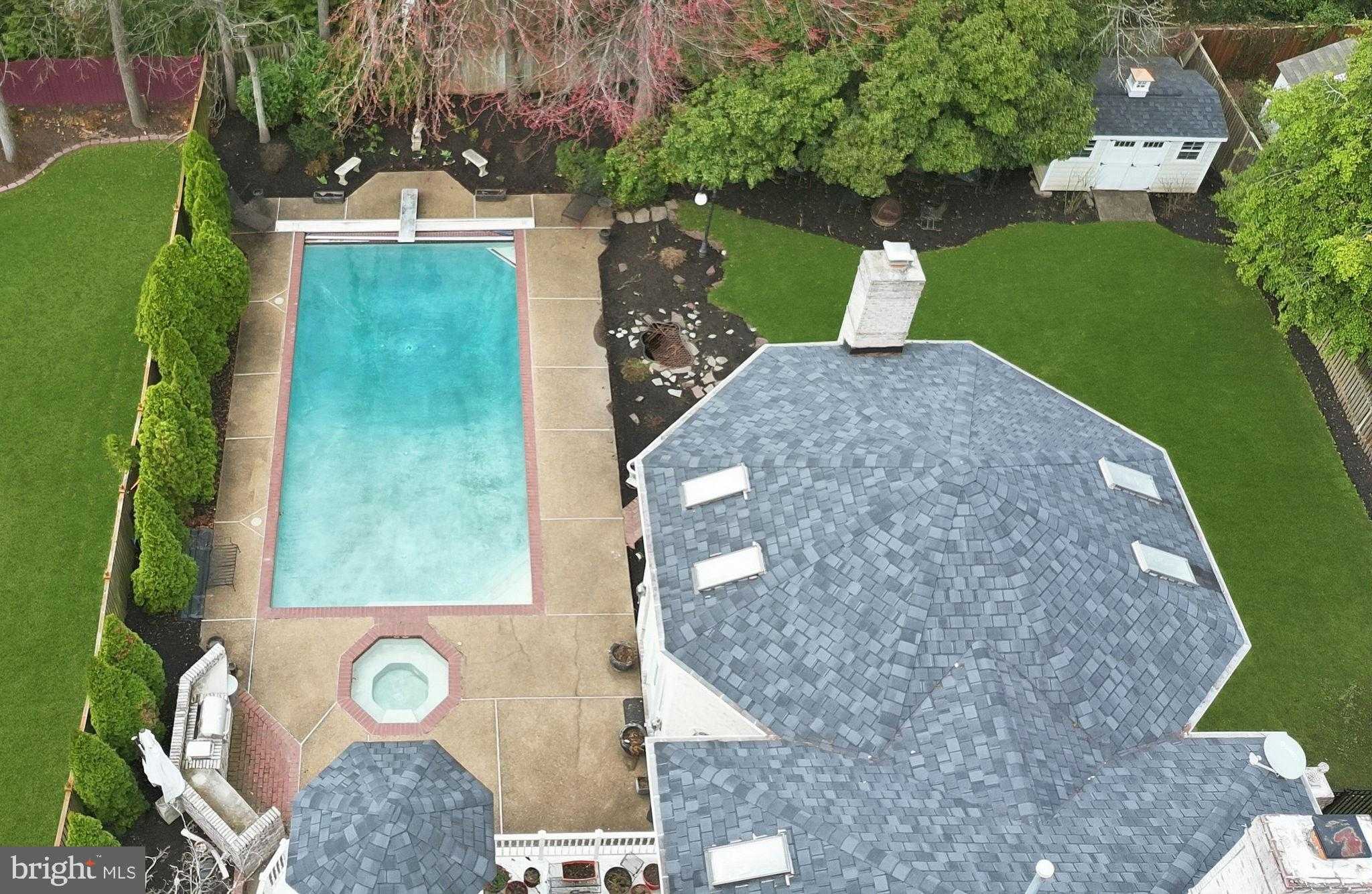 9498 Lynnhall Pl photo 68