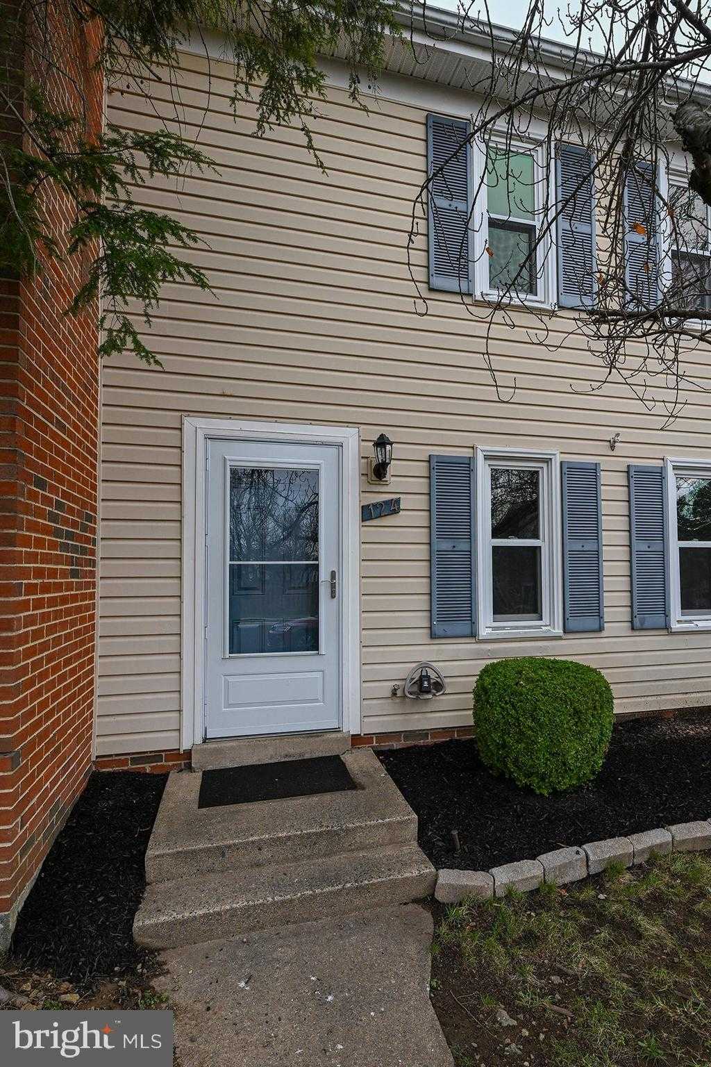 124 Marlow St SW photo 4