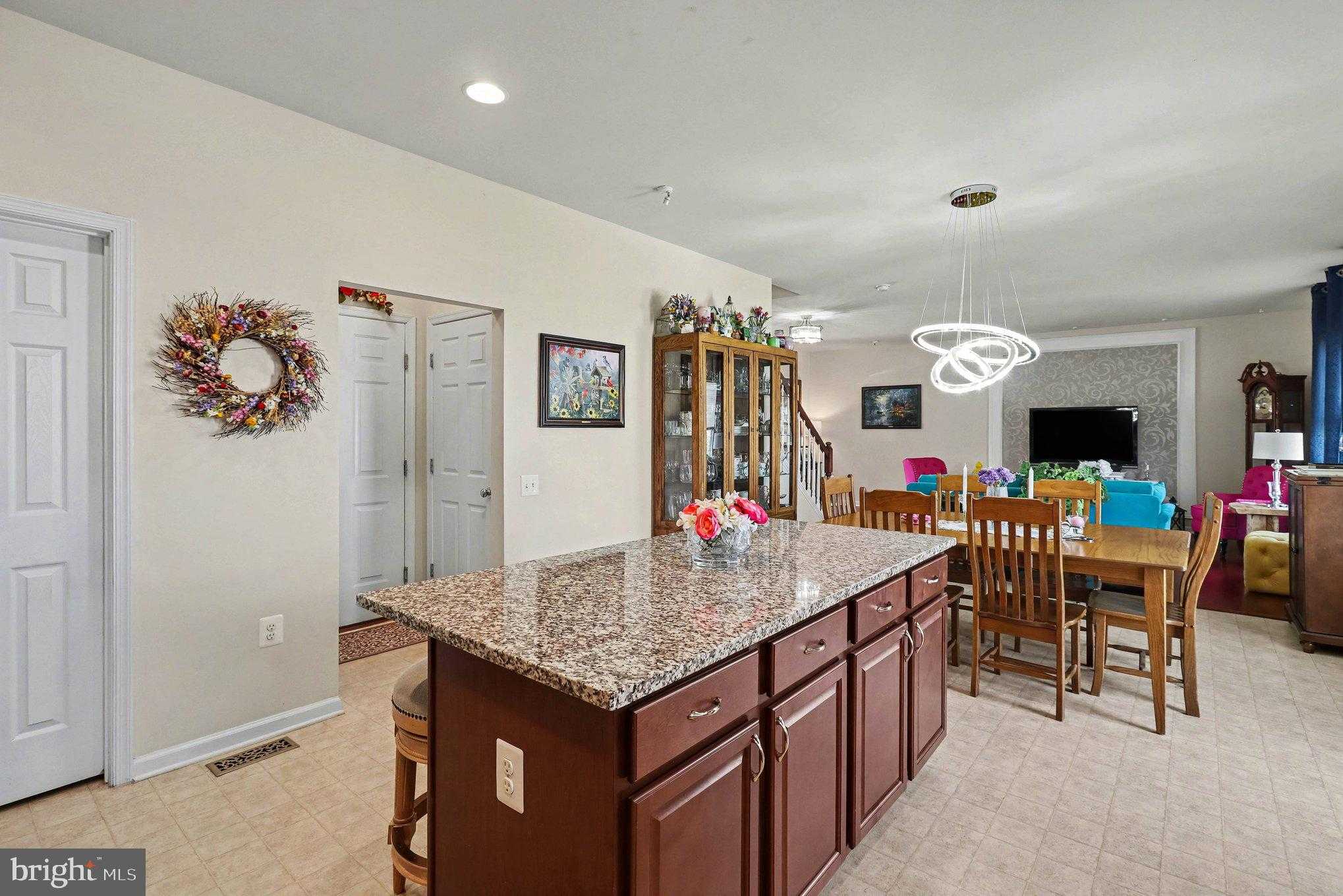 51 Charter Gate Dr photo 7