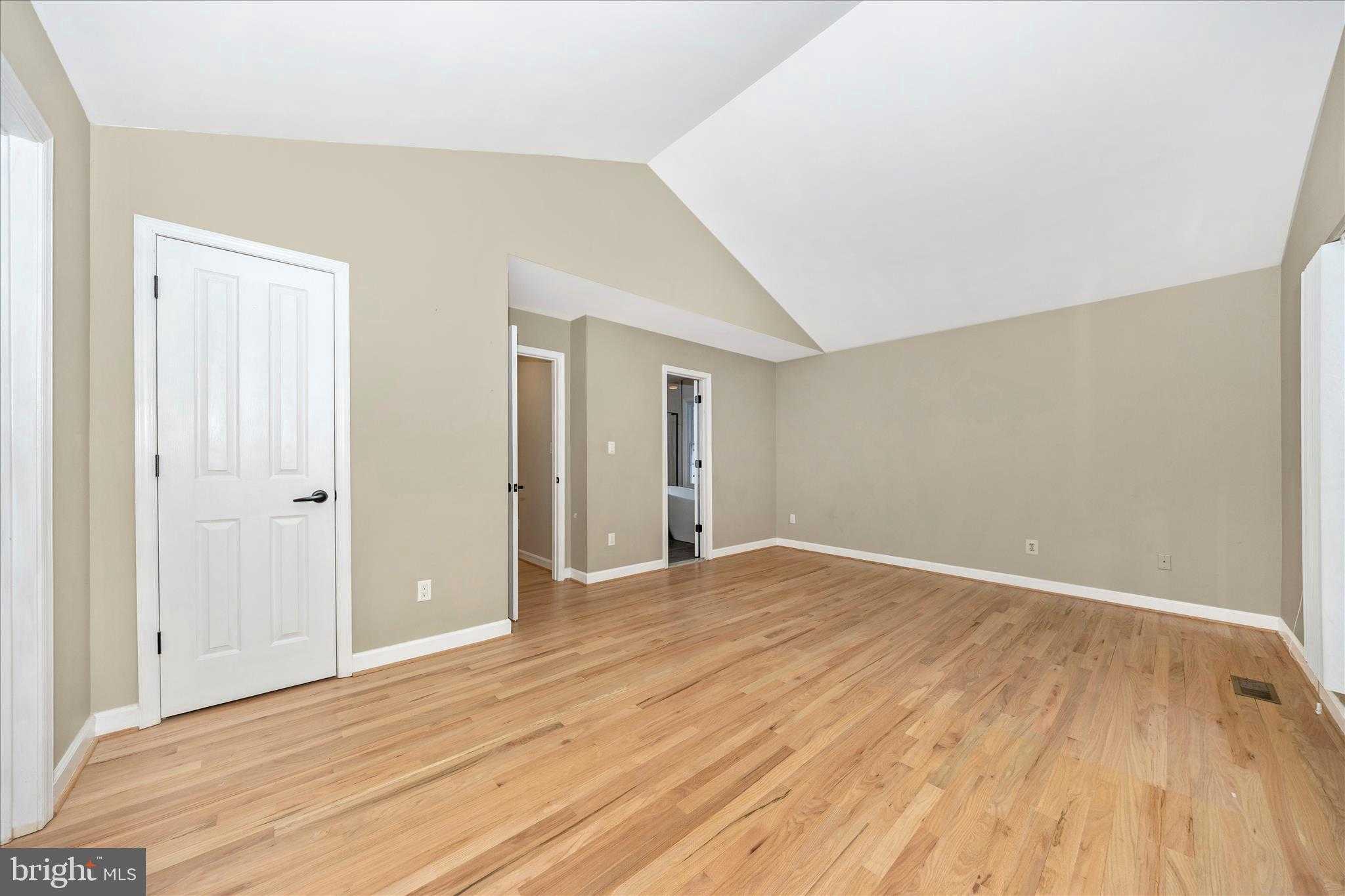 2478 5 Shillings Rd photo 30