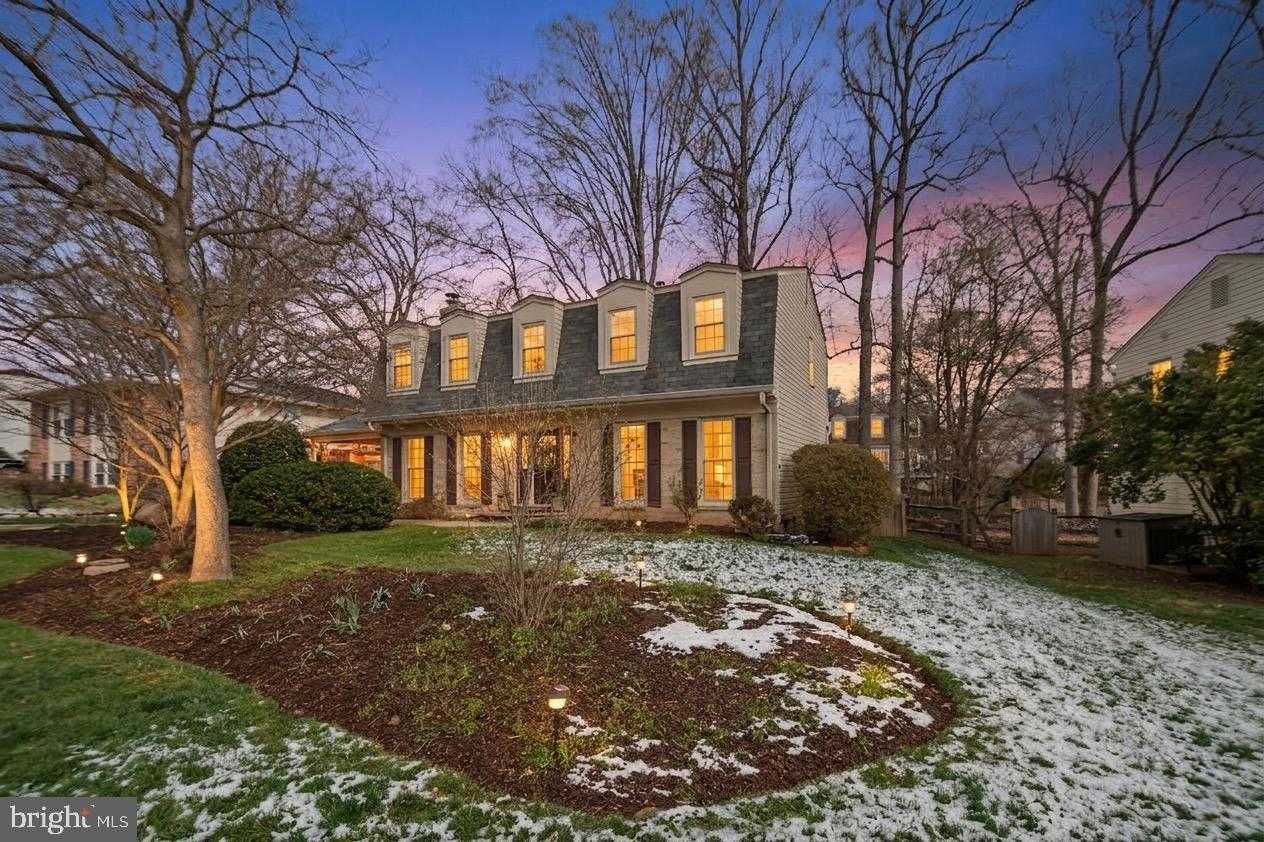 8816 Arley Dr photo 2