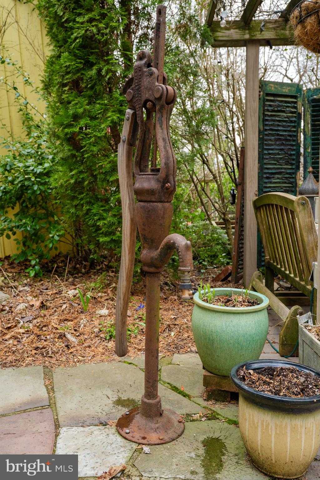 307 W German St photo 70