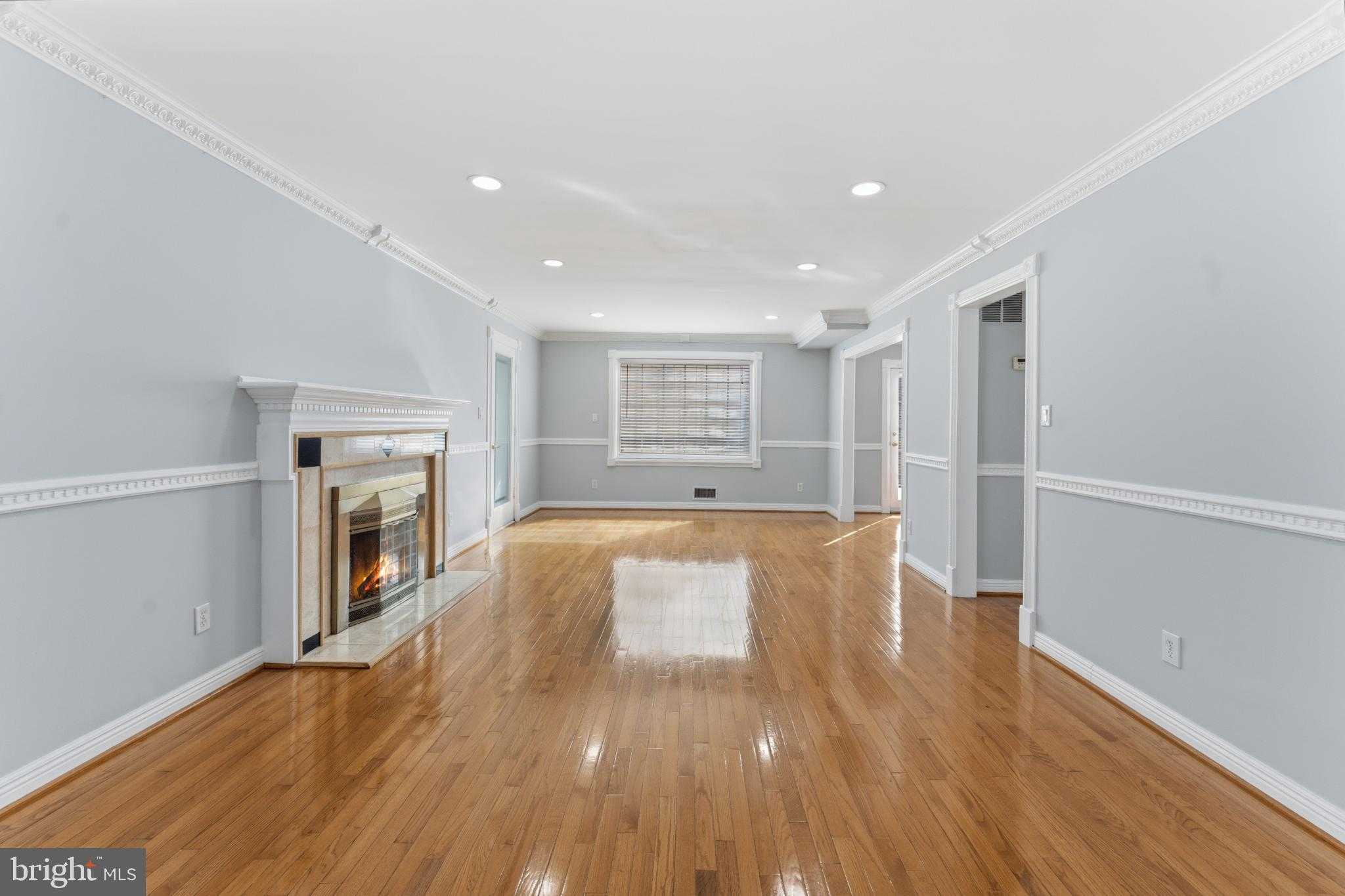 3911 Shelley Ln photo 3