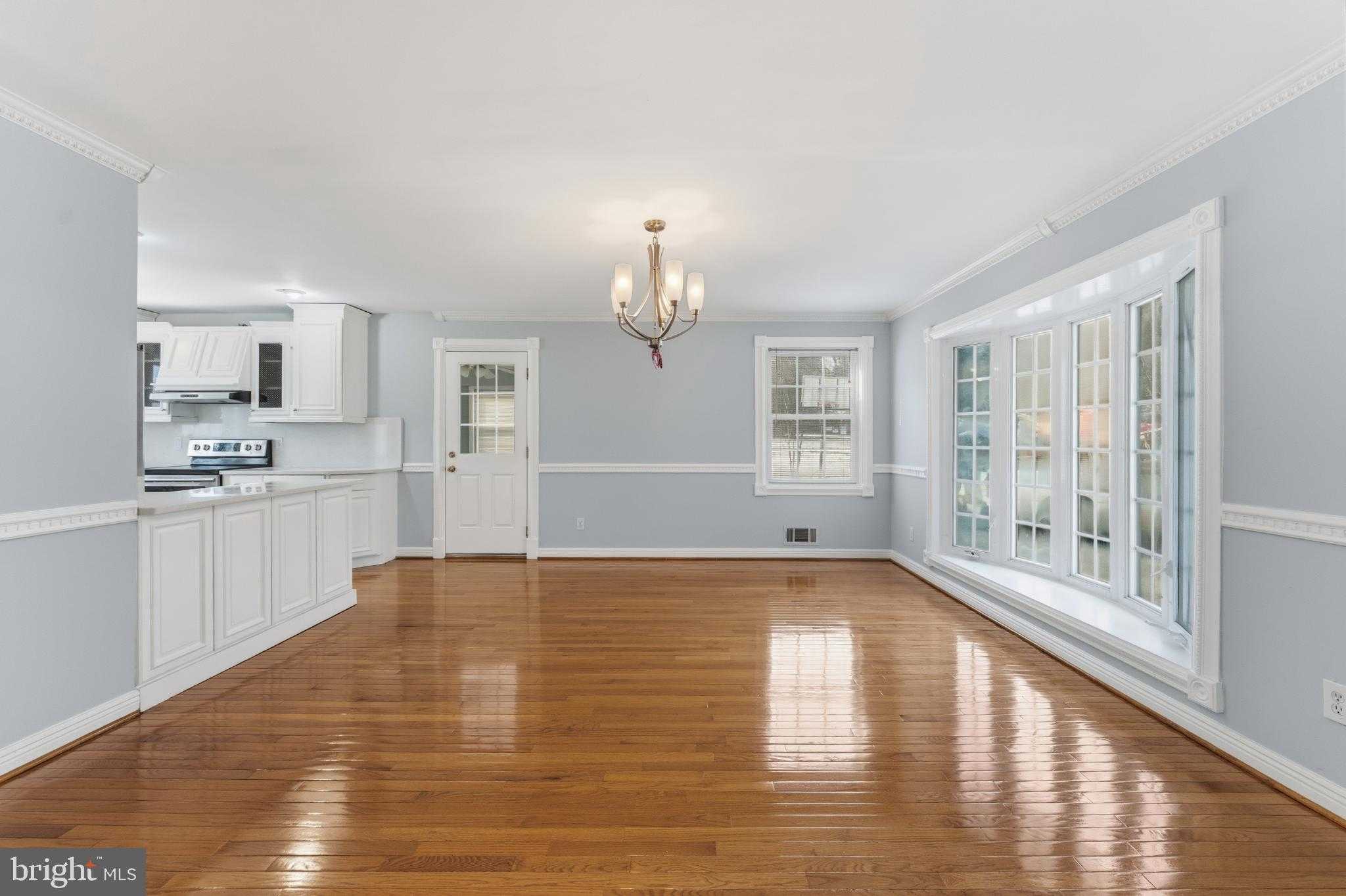 3911 Shelley Ln photo 7