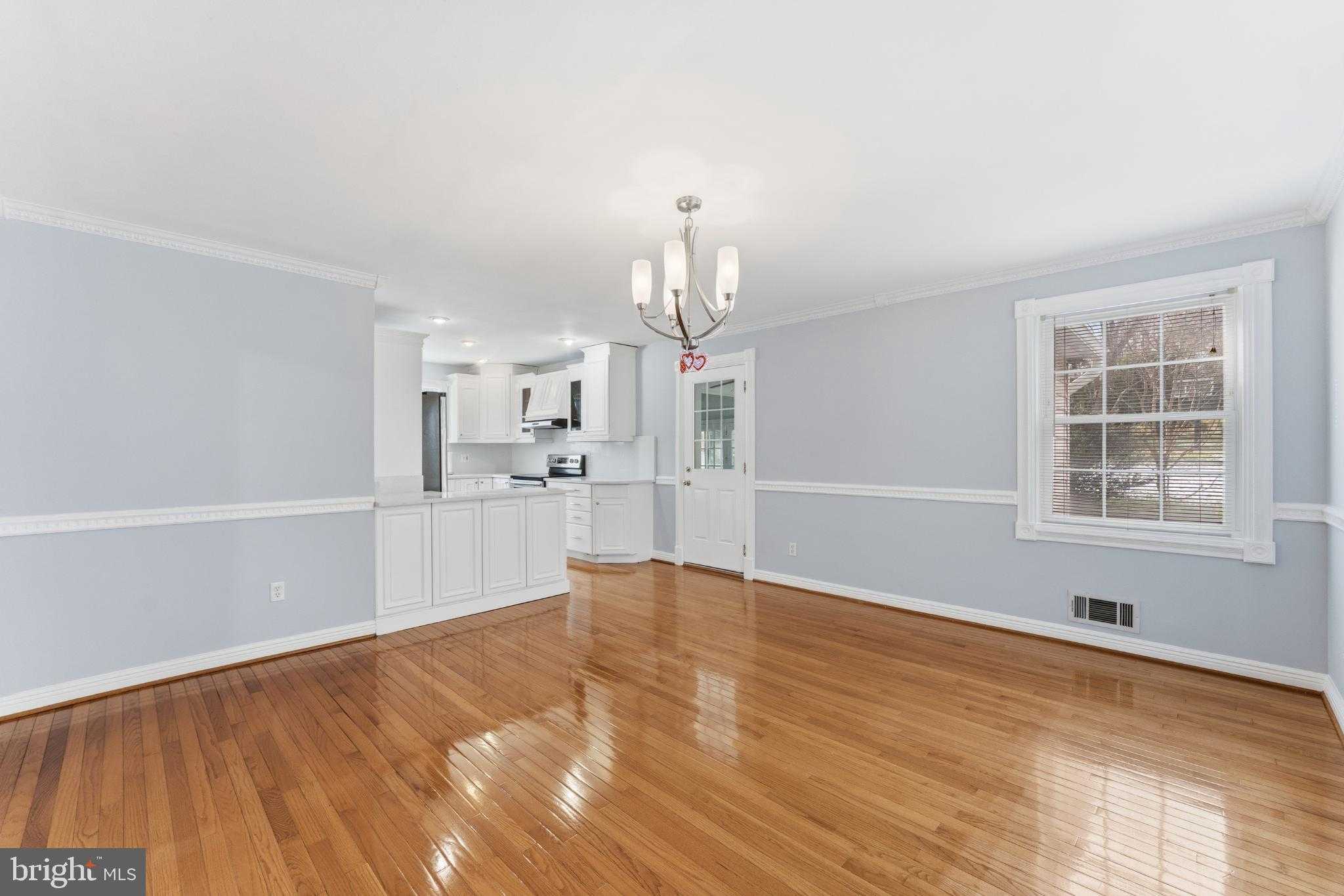 3911 Shelley Ln photo 8