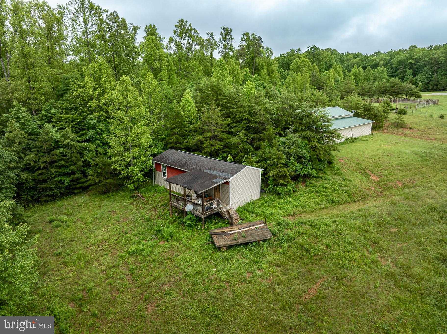 50 Elizabeth Ln photo 12