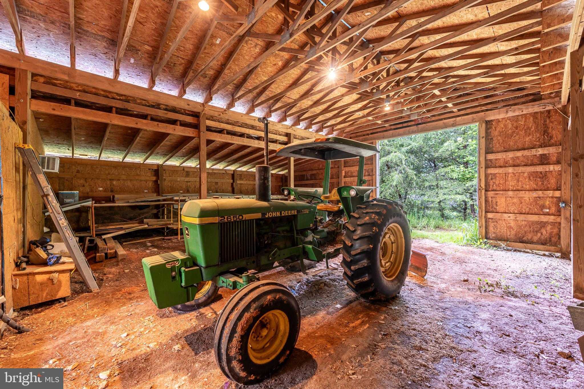 50 Elizabeth Ln photo 16