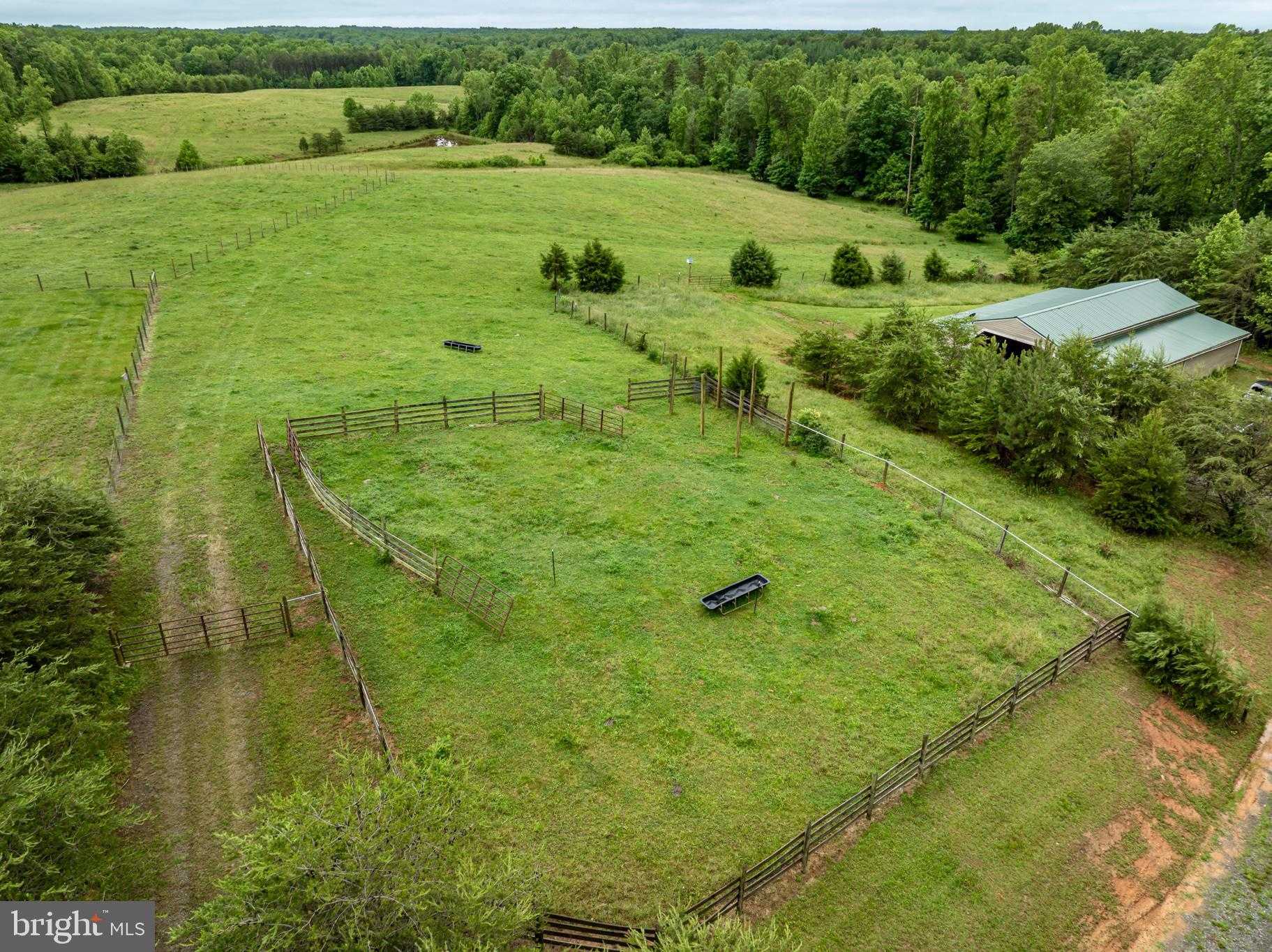 50 Elizabeth Ln photo 37