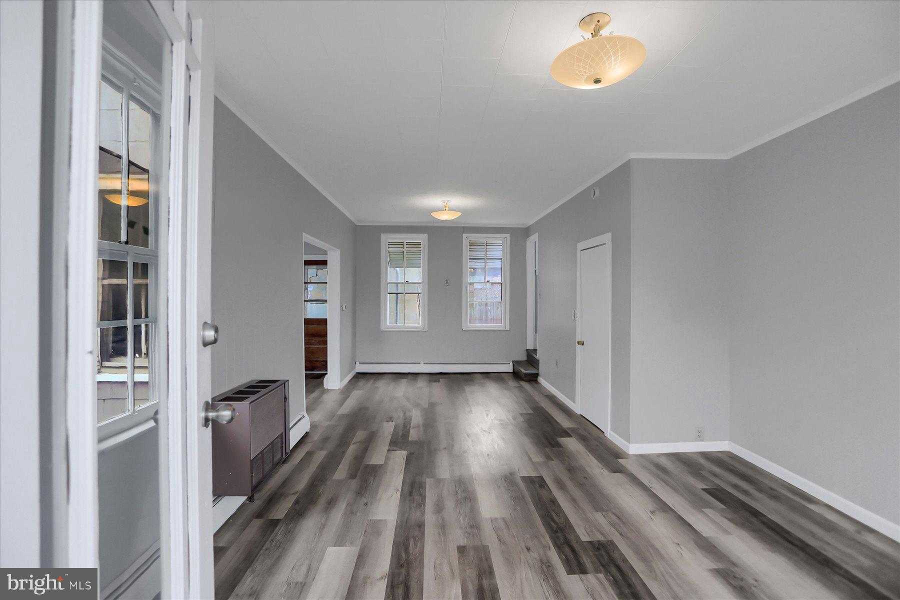 114 S 5th St photo 3