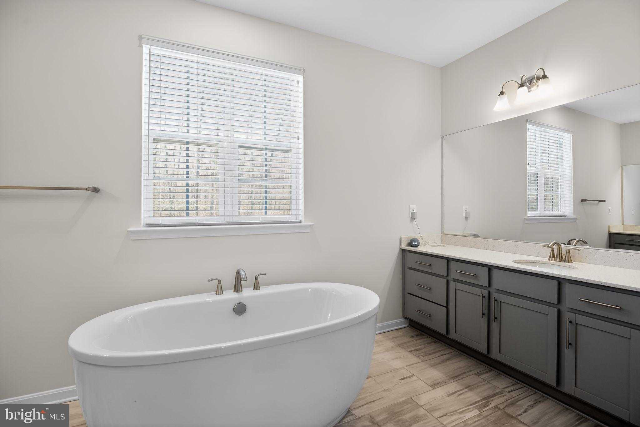 16216 Tortola Dr photo 23