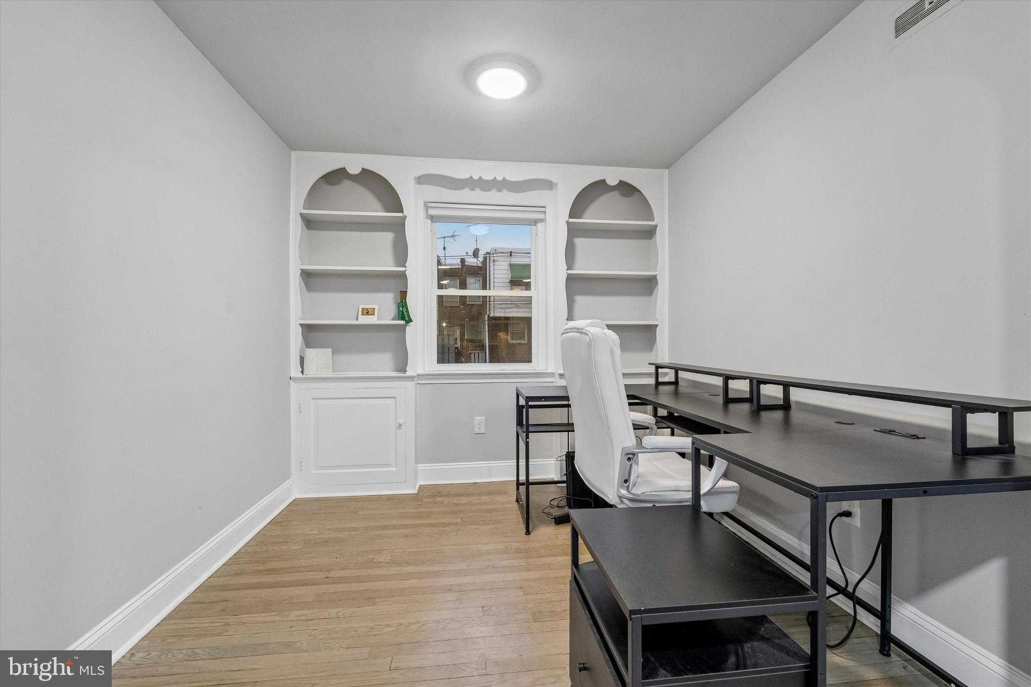 332 Springton Rd photo 8