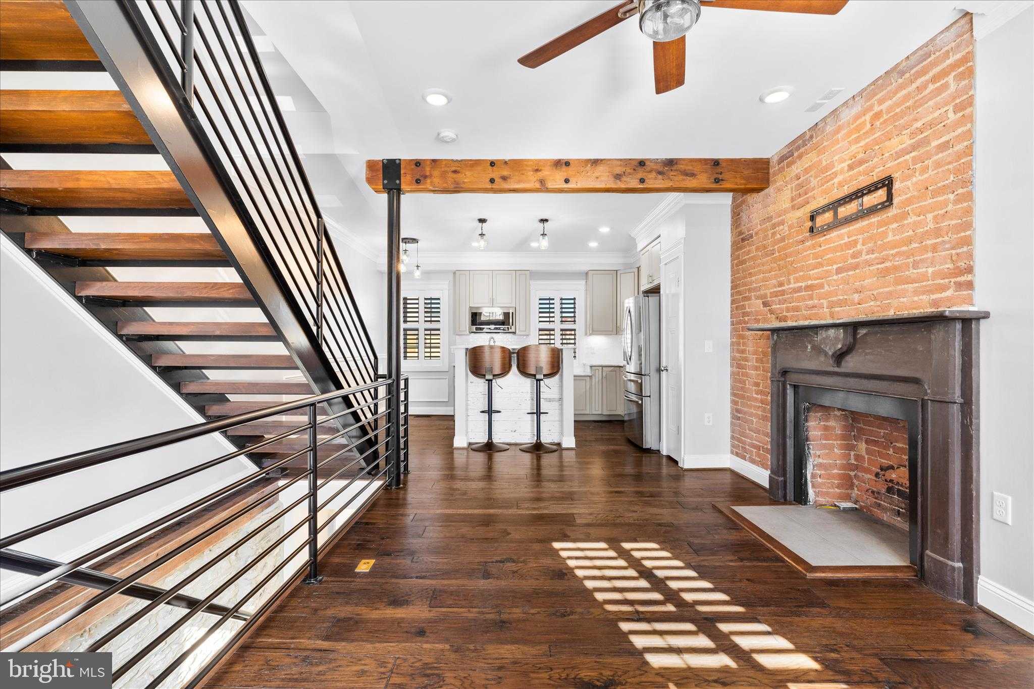 163 B and O Ave photo 7