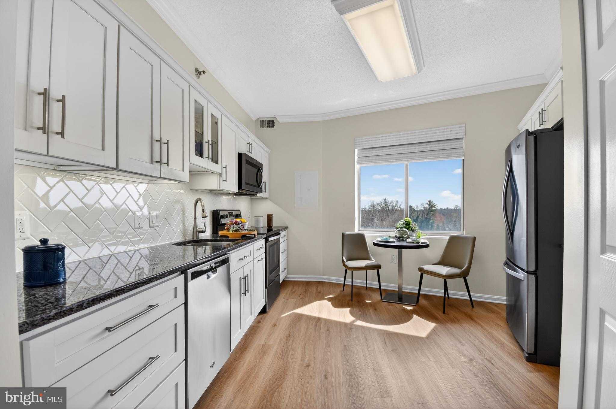 3005 S Leisure World Blvd Apt 601 photo 5