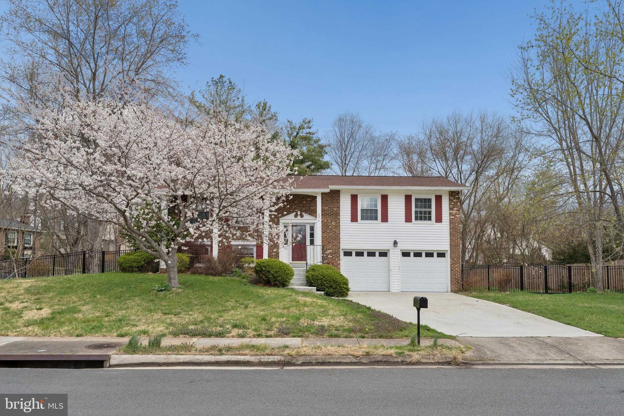 8910 Spur Rd photo 2