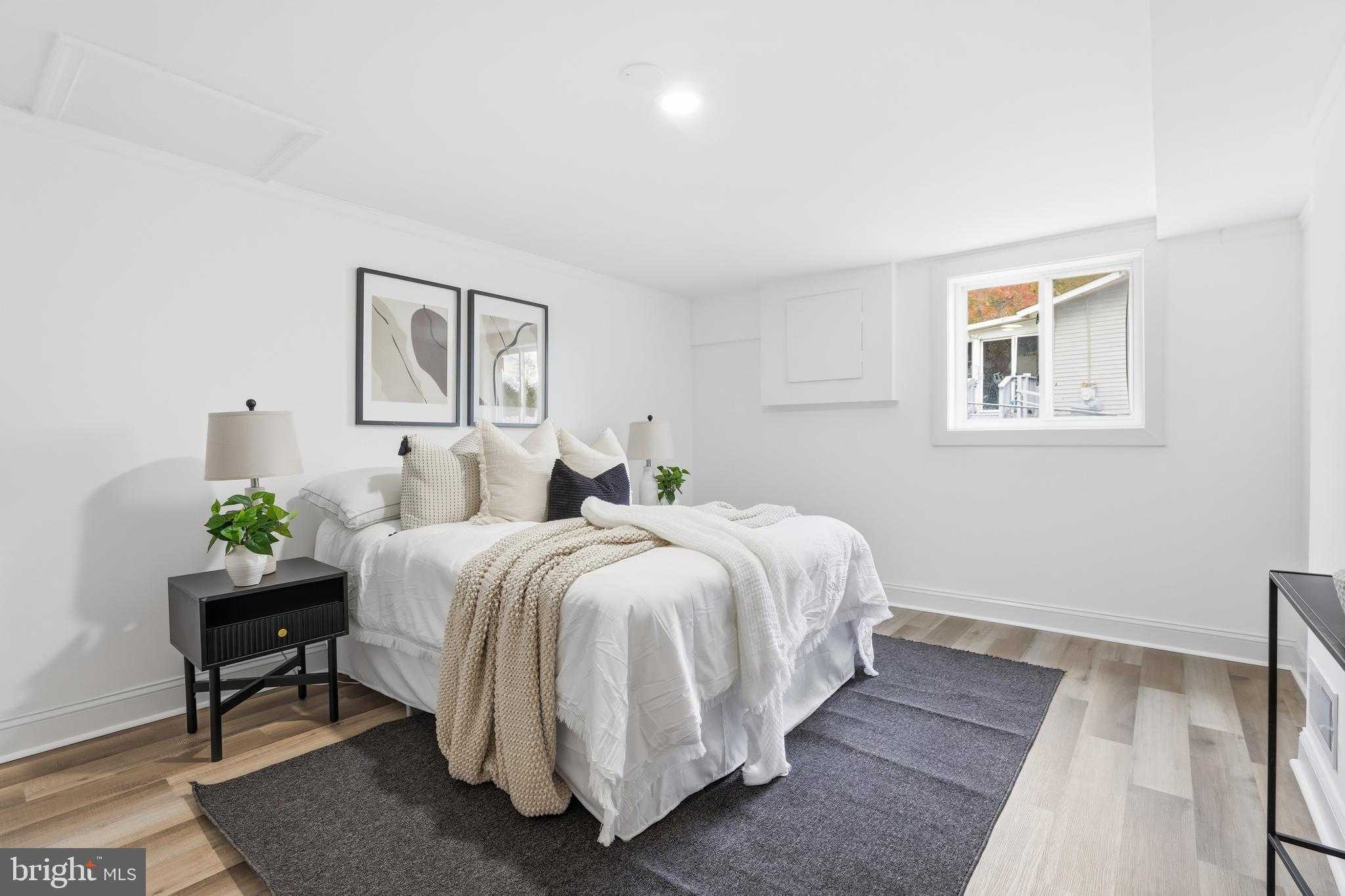 13801 Lionel Ln photo 21