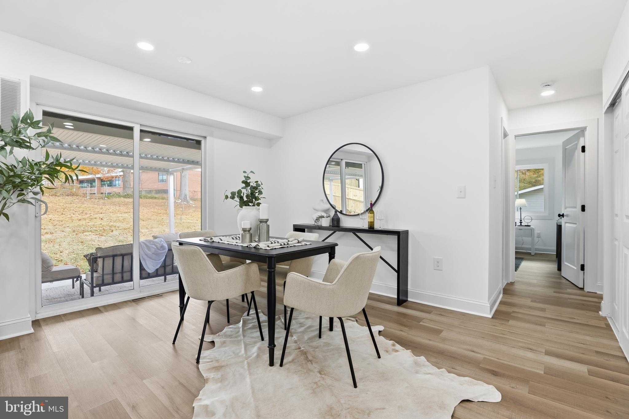 13801 Lionel Ln photo 9