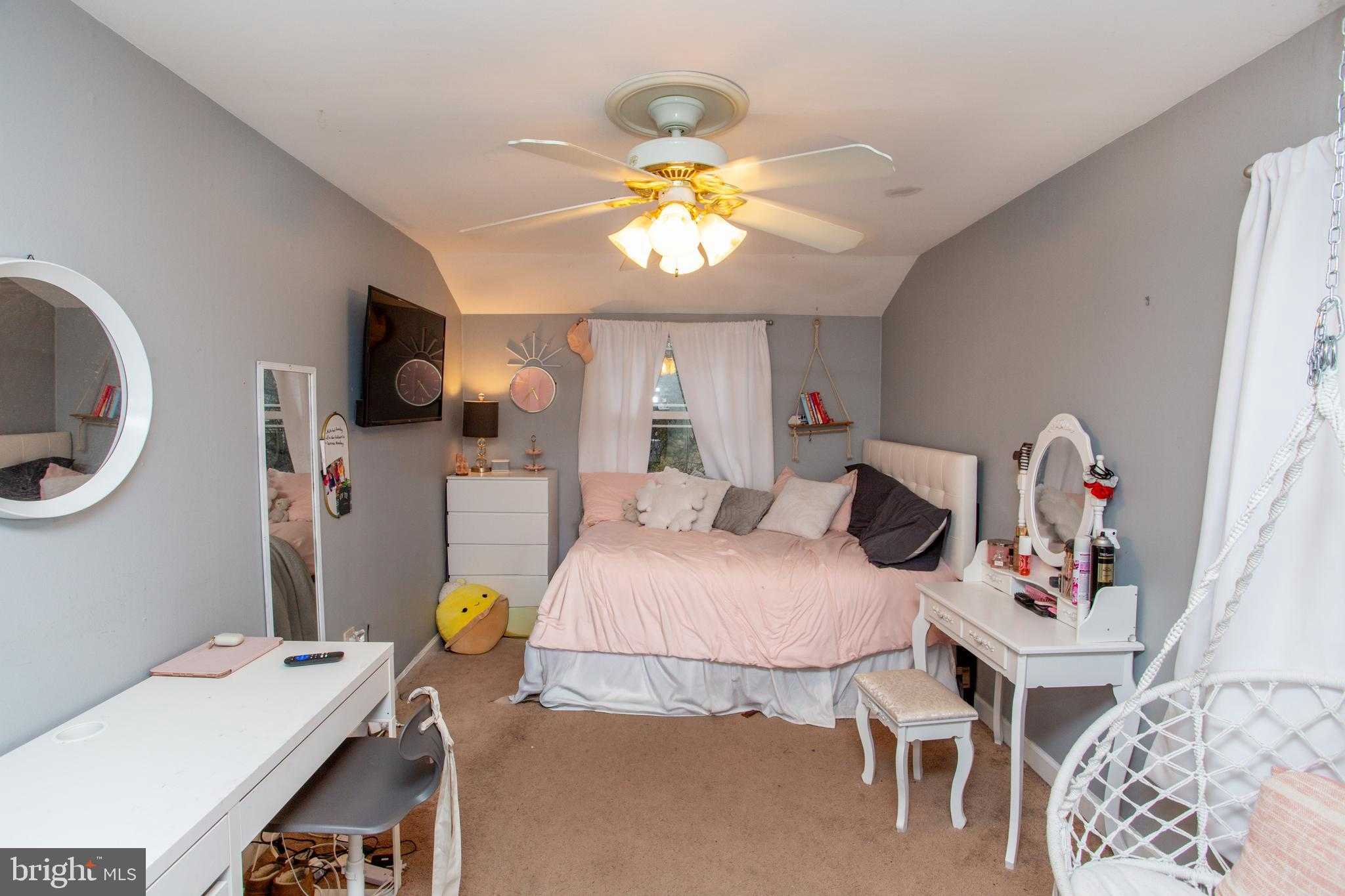 106 E Germantown Pike photo 66