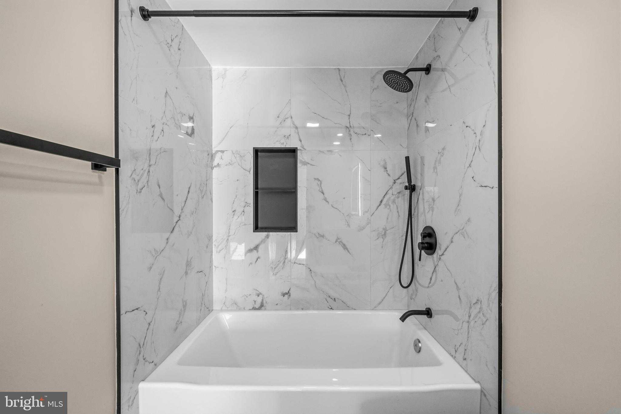 8810 Rustburg Cir photo 33