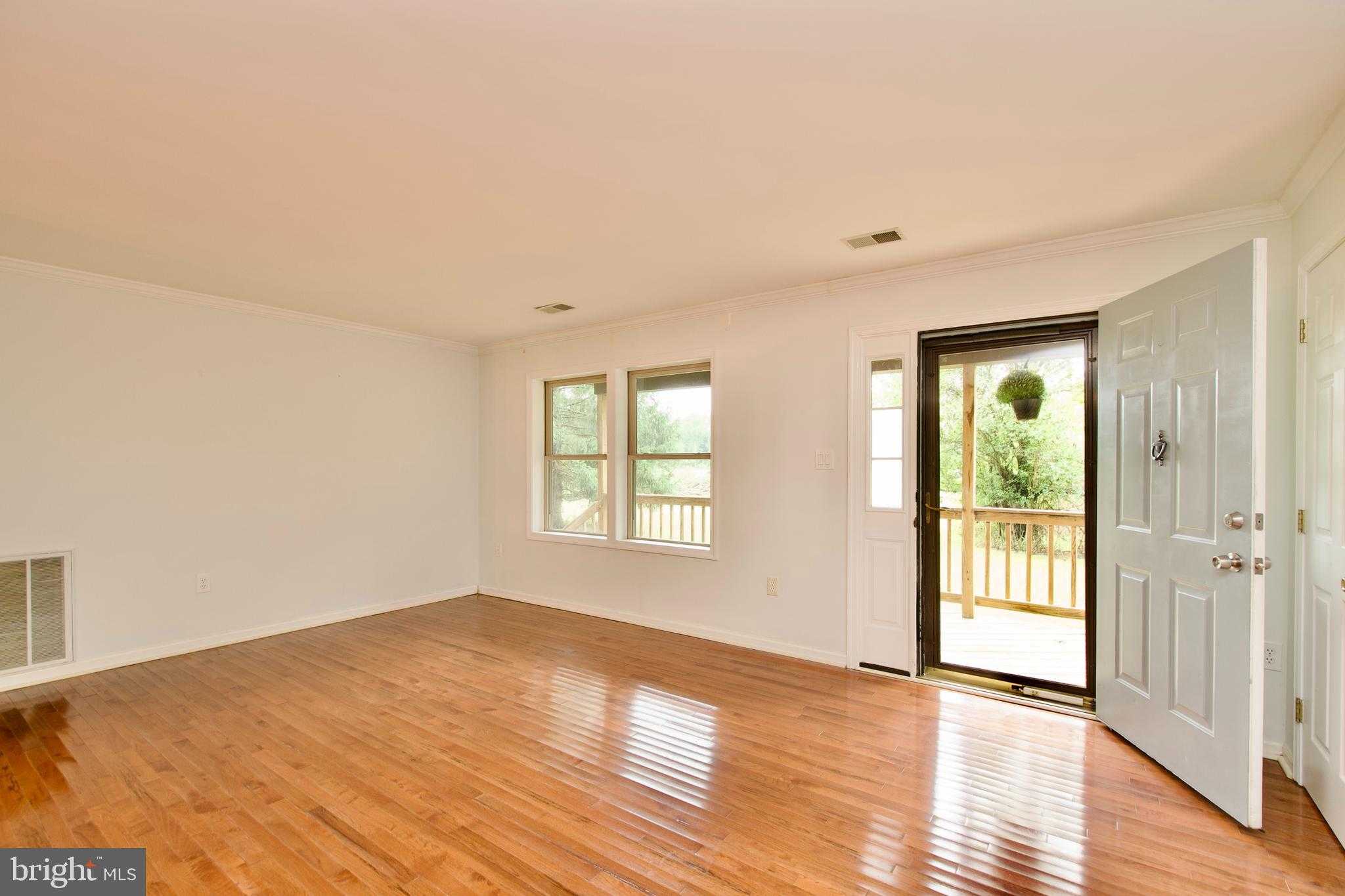 15301 Poplar Hill Rd photo 62