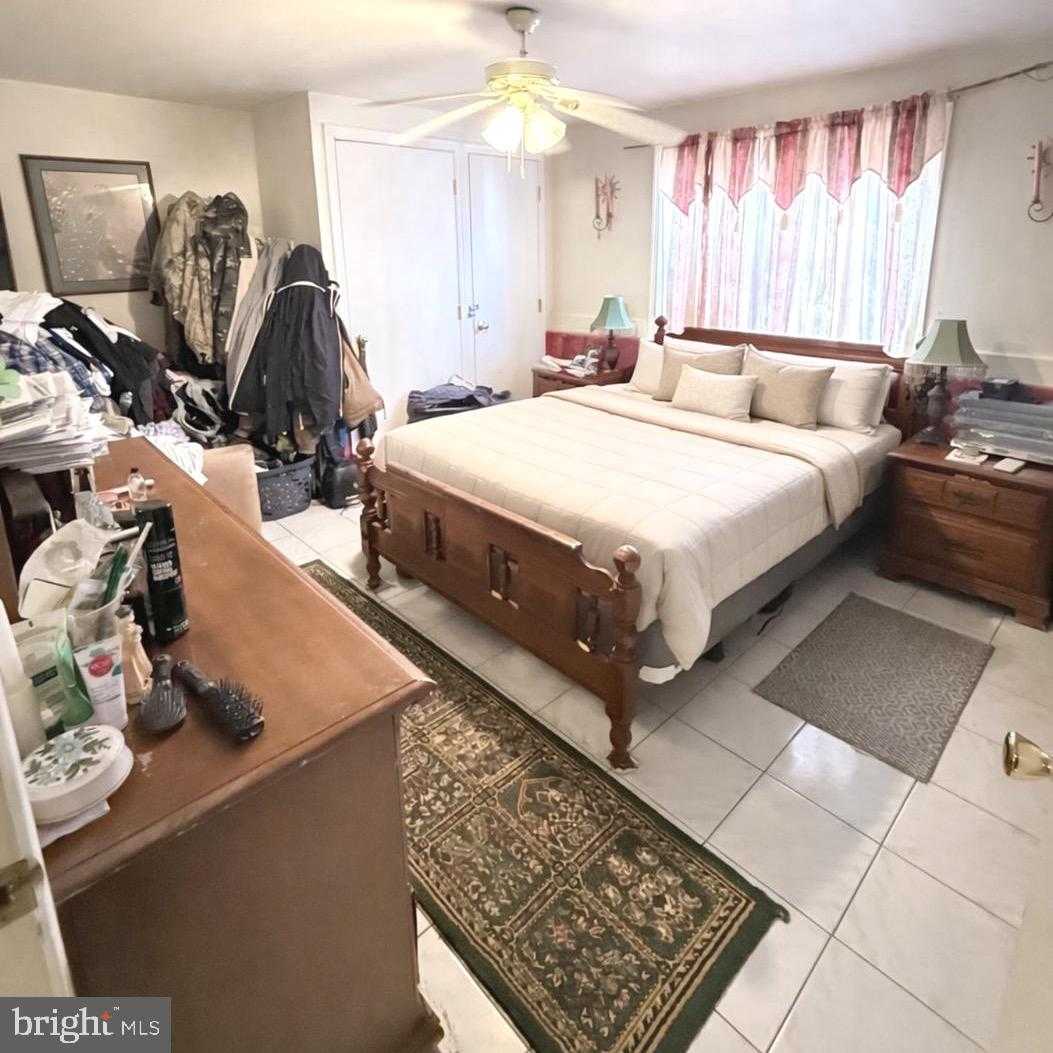 306 S Carol Blvd photo 17