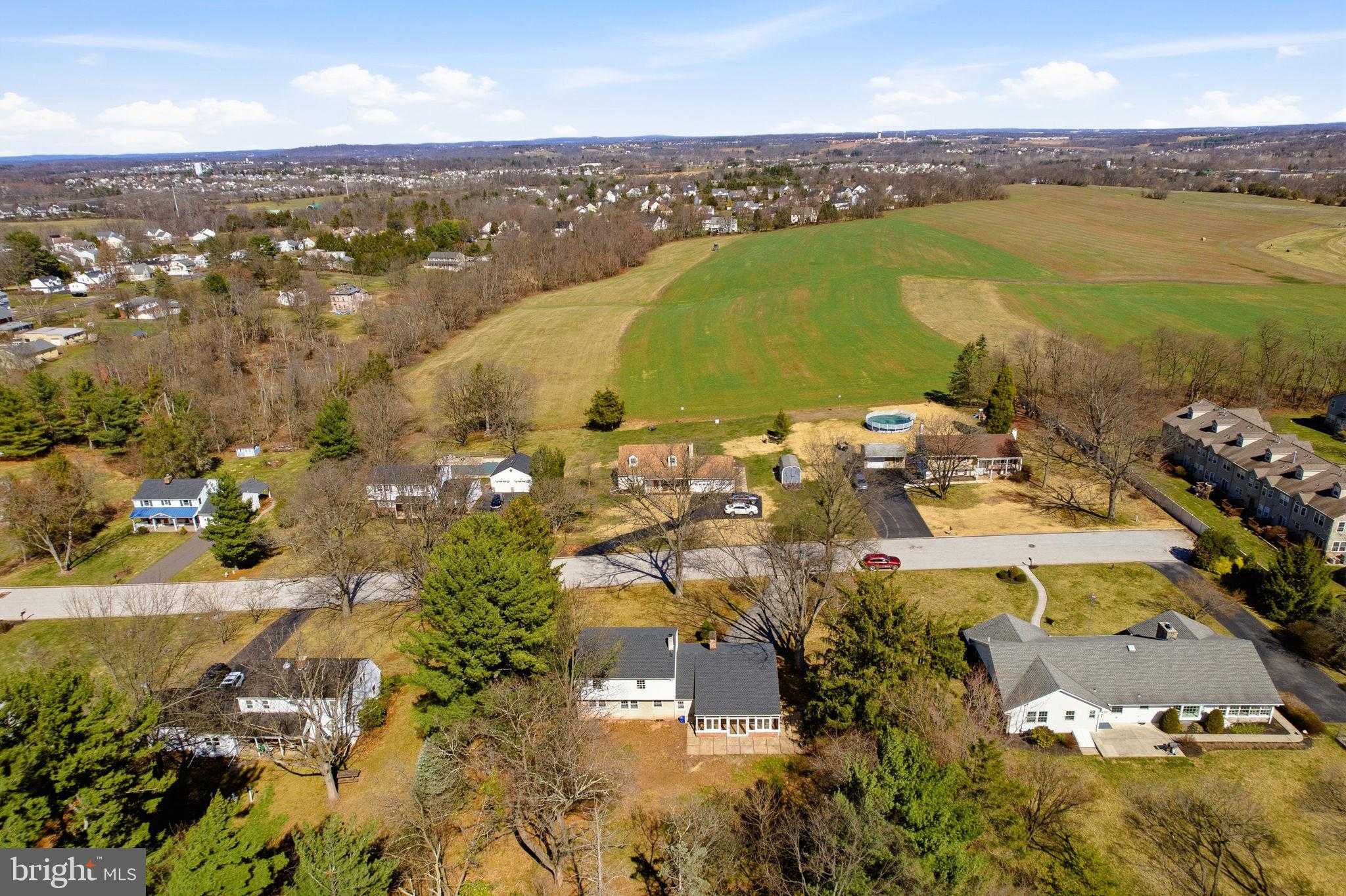 550 Bonnybrook Ave photo 73