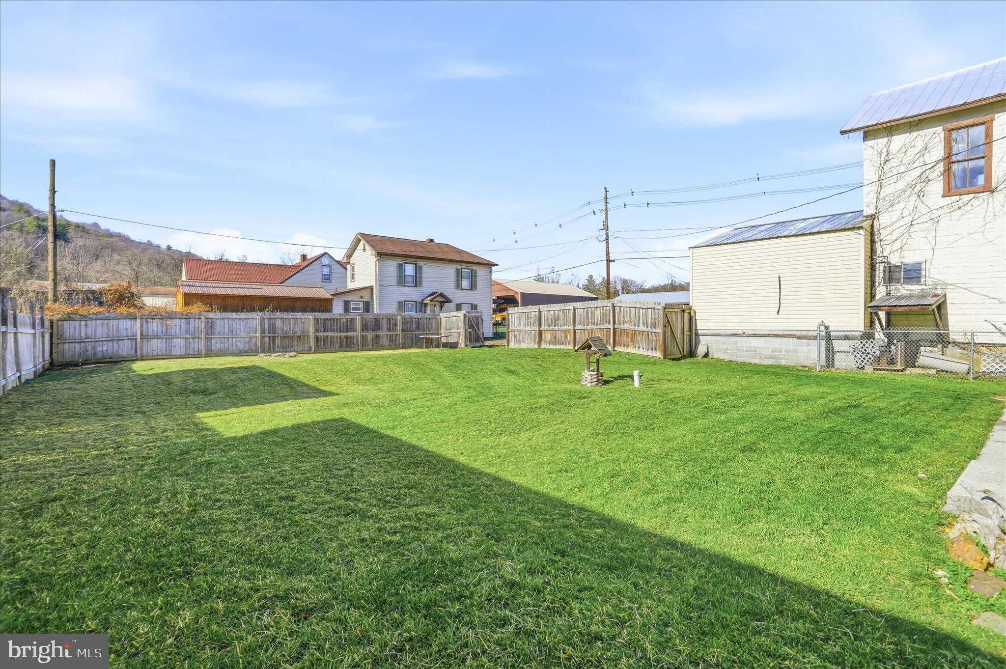 21802 National Pike NE photo 5