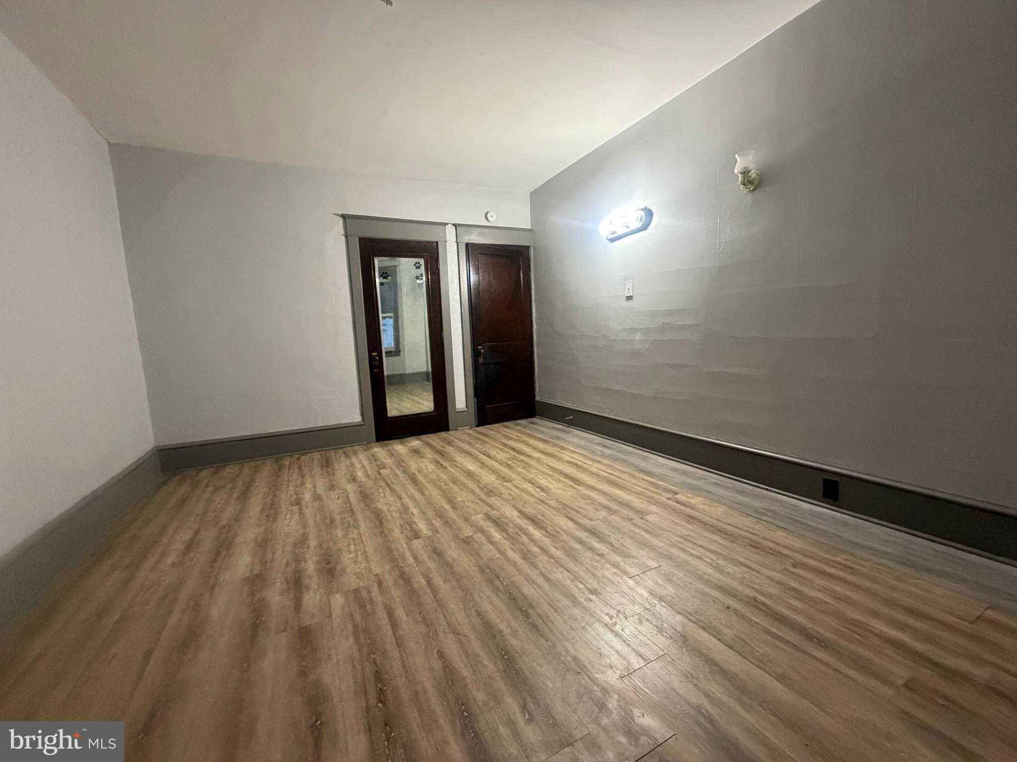 346 W Main St photo 29