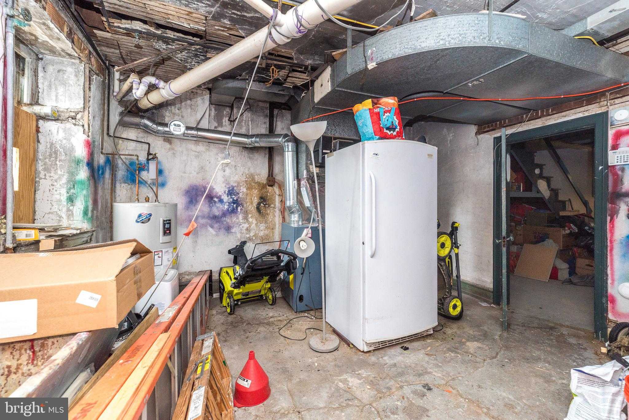 251 Washington Ln photo 27